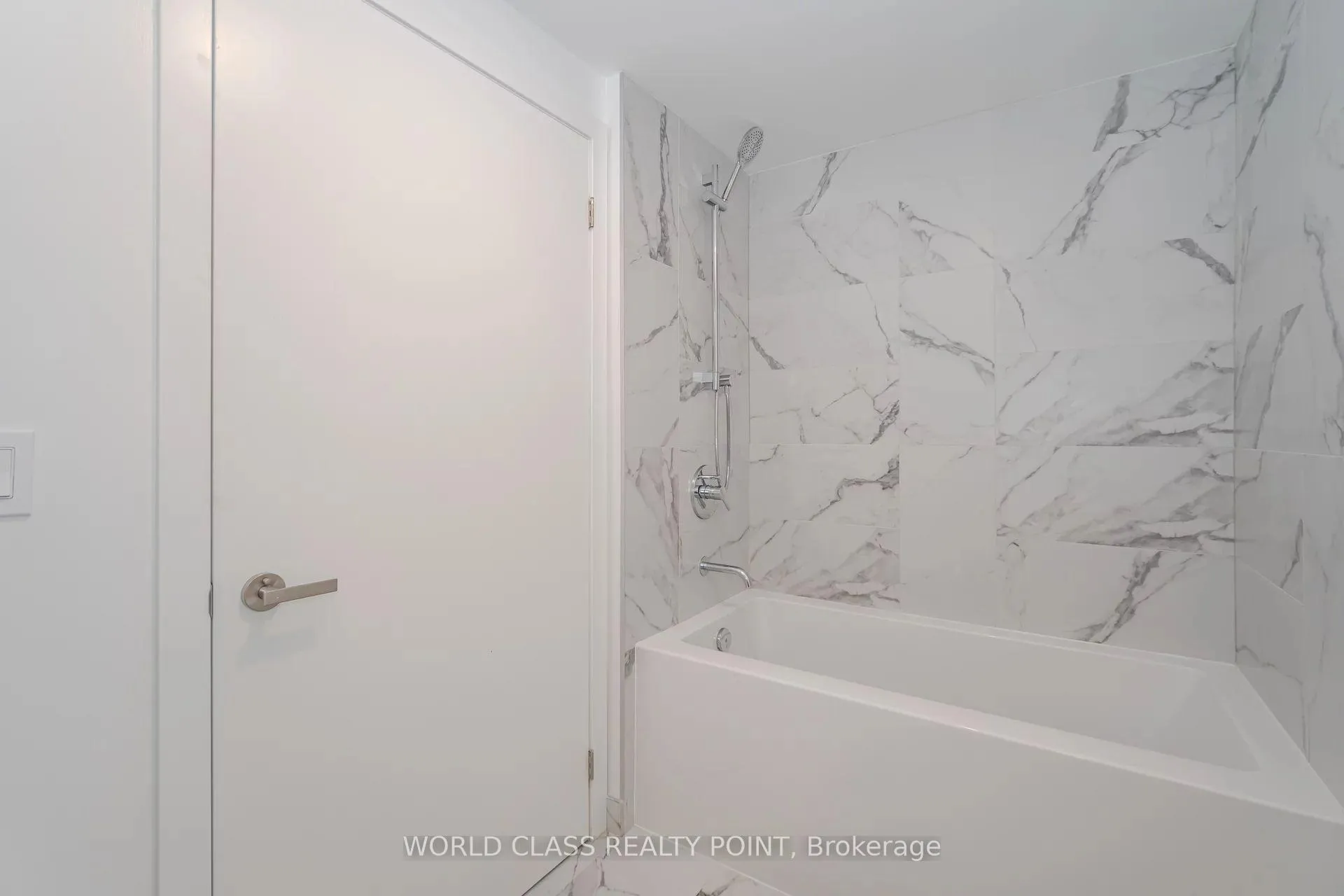 Photo 23 of Unit 1407, 370 Martha Street, Burlington, Brant — HOMEH