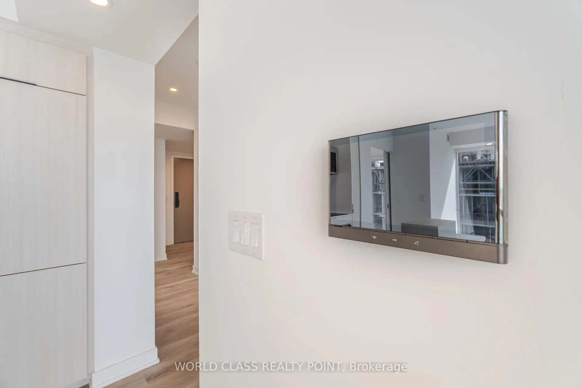 Photo 24 of Unit 1407, 370 Martha Street, Burlington, Brant — HOMEH