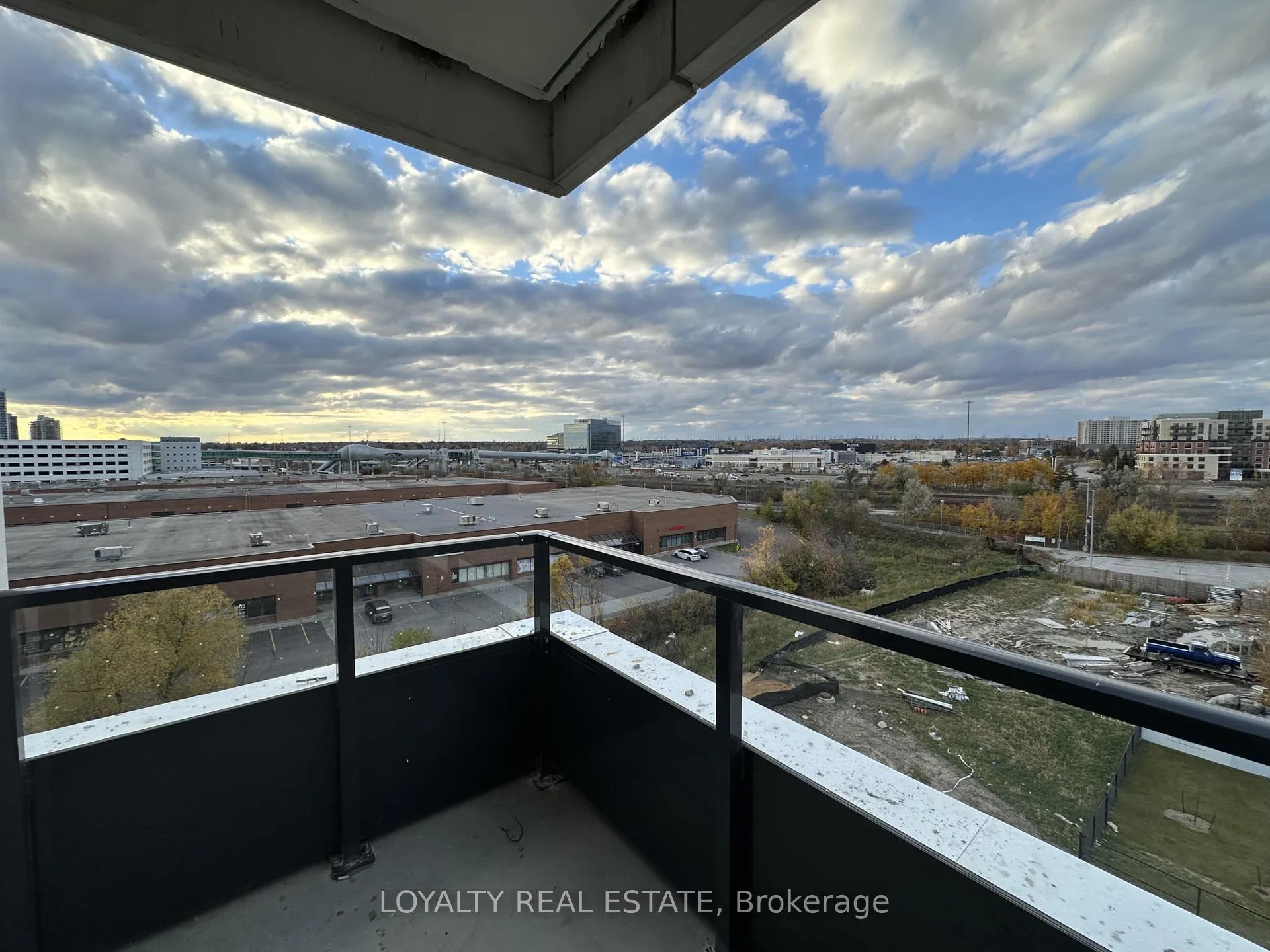 Photo 9 of Unit 612, 1435 Celebration Drive, Pickering, Bay Ridges — HOMEH