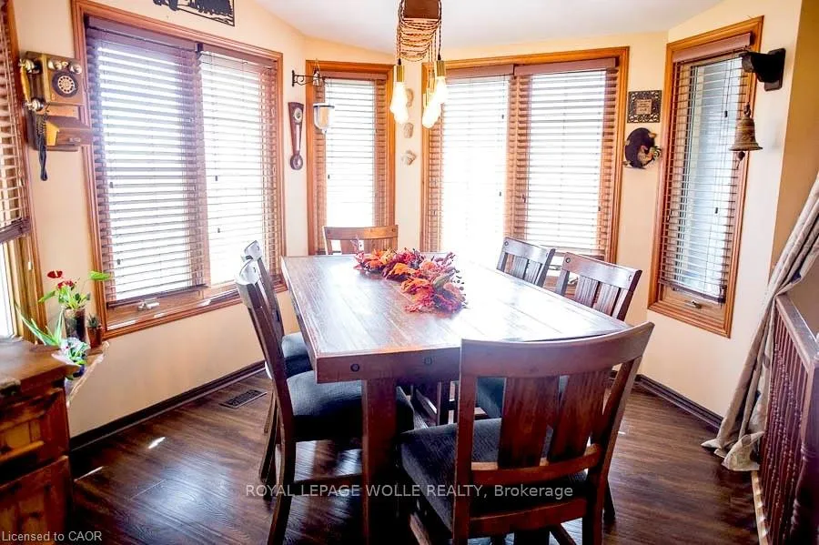 Photo 14 of 333 6th Concession Road, Brant, Brantford Twp — HOMEH