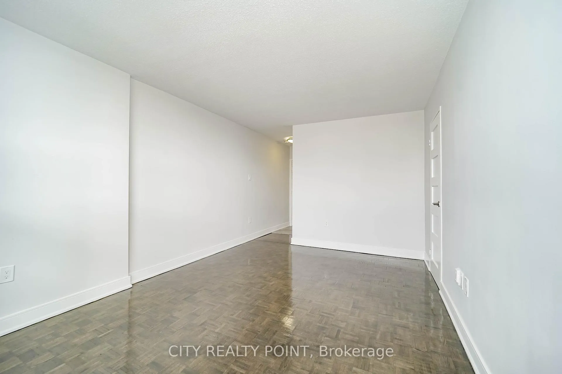 Photo 7 of Unit 301, 1500 Bathurst Street, Toronto, Humewood-Cedarvale — HOMEH