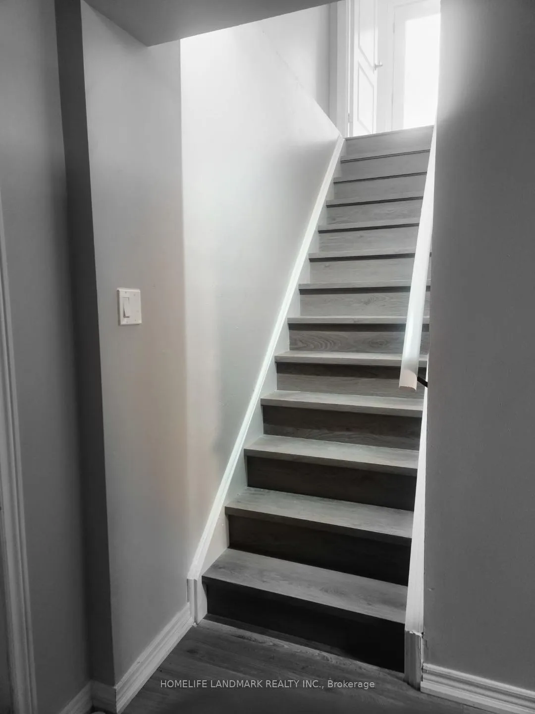 Photo 5 of Unit Basement, 282 Forest Run Boulevard, Vaughan, Patterson — HOMEH