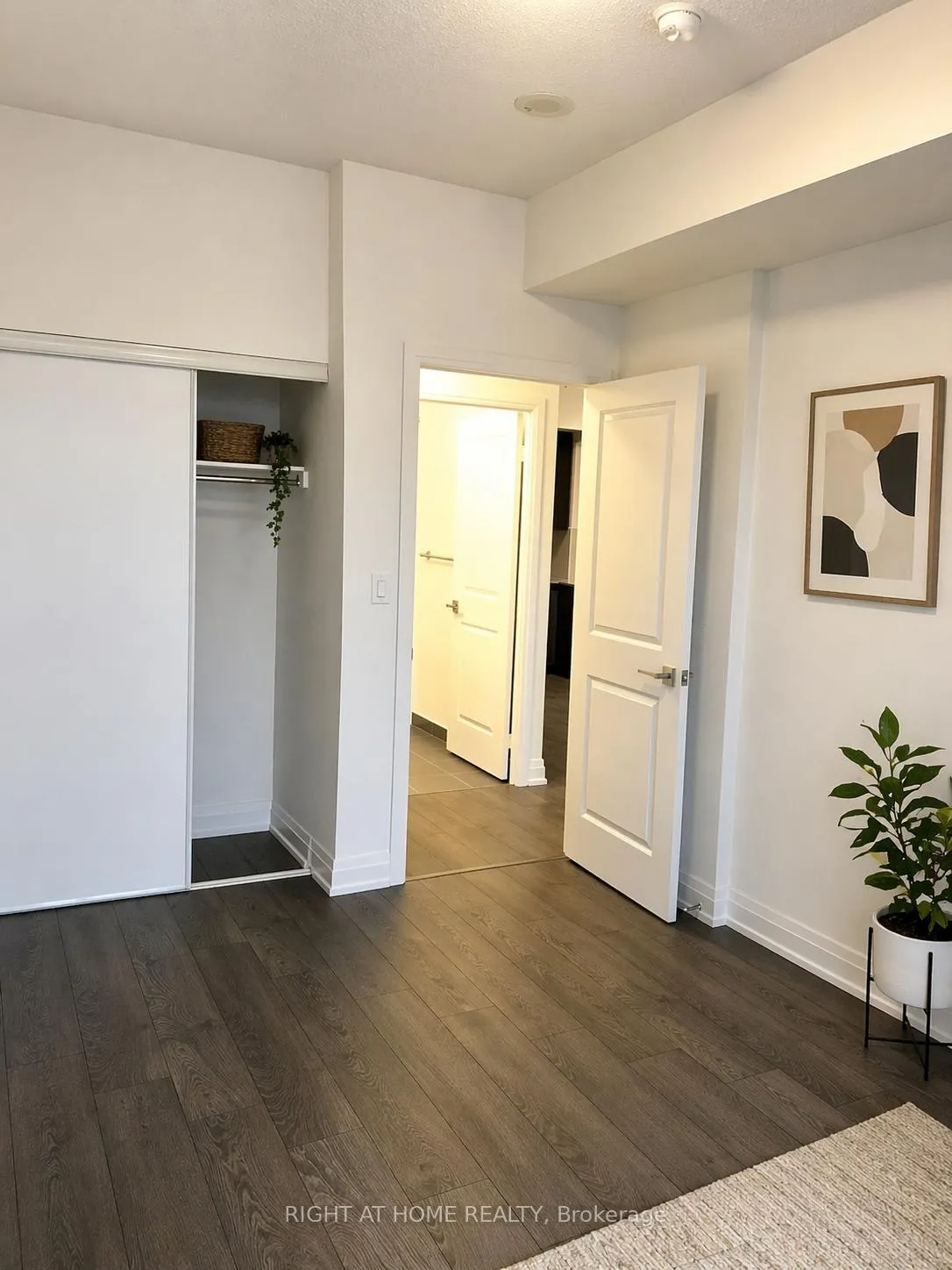 Photo 7 of Unit 2301, 3600 Highway 7, Vaughan, Vaughan Corporate Centre — HOMEH