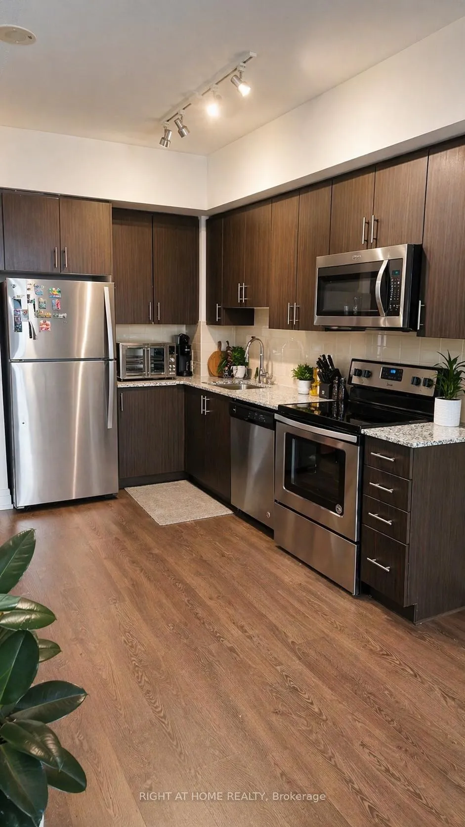 Photo 10 of Unit 2301, 3600 Highway 7, Vaughan, Vaughan Corporate Centre — HOMEH