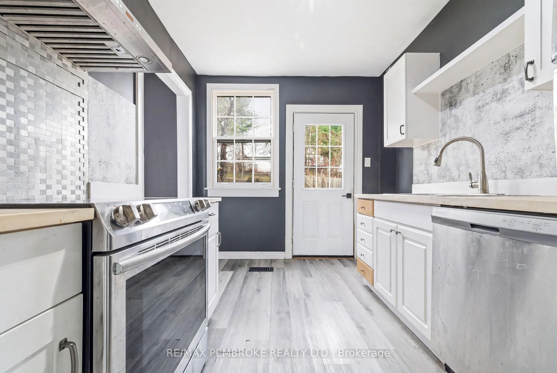Photo 20 of 67 Alder Crescent, Deep River — HOMEH
