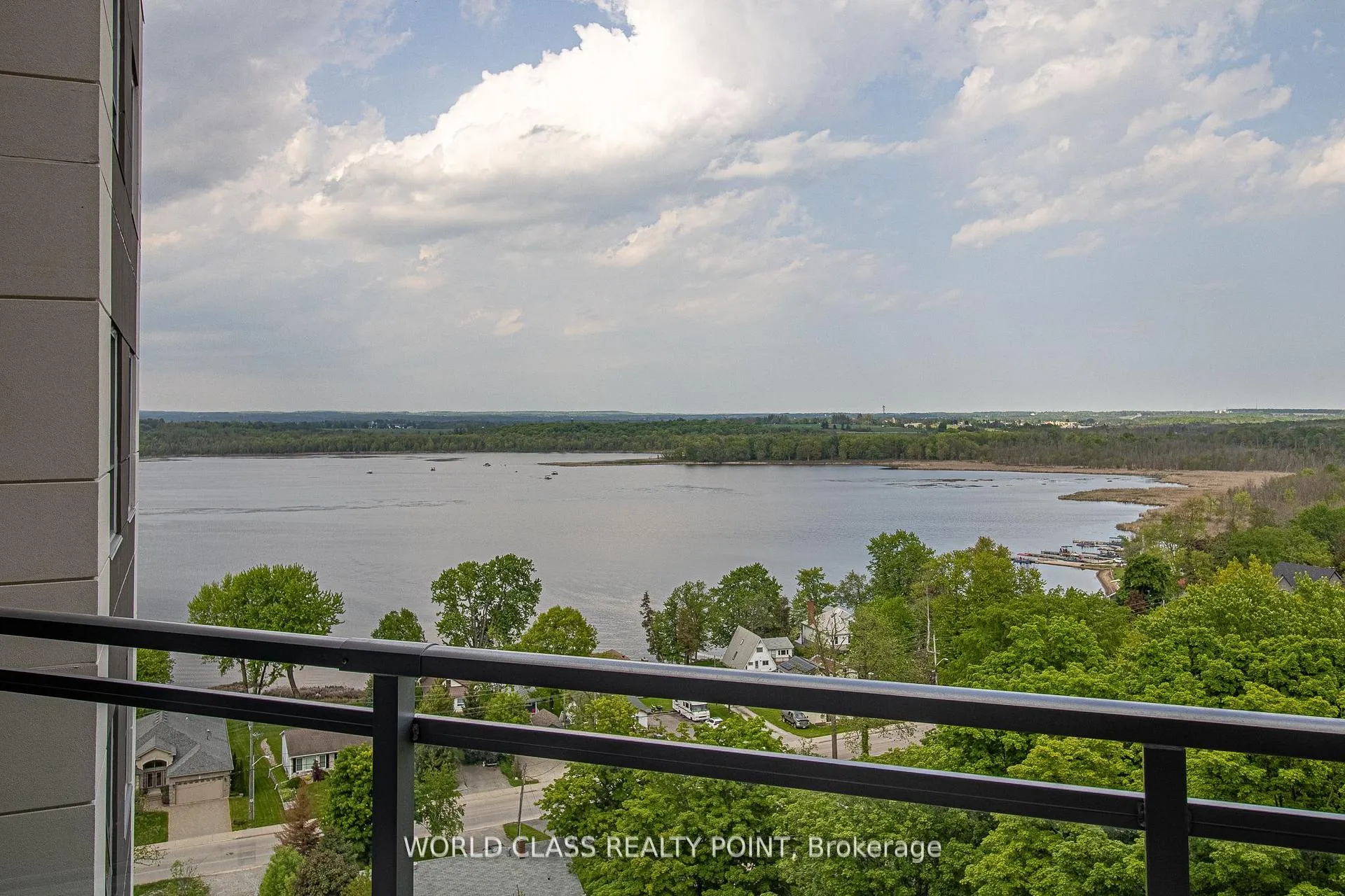 Photo 11 of Unit 1007, 56 Lakeside Terrace, Barrie, Little Lake — HOMEH