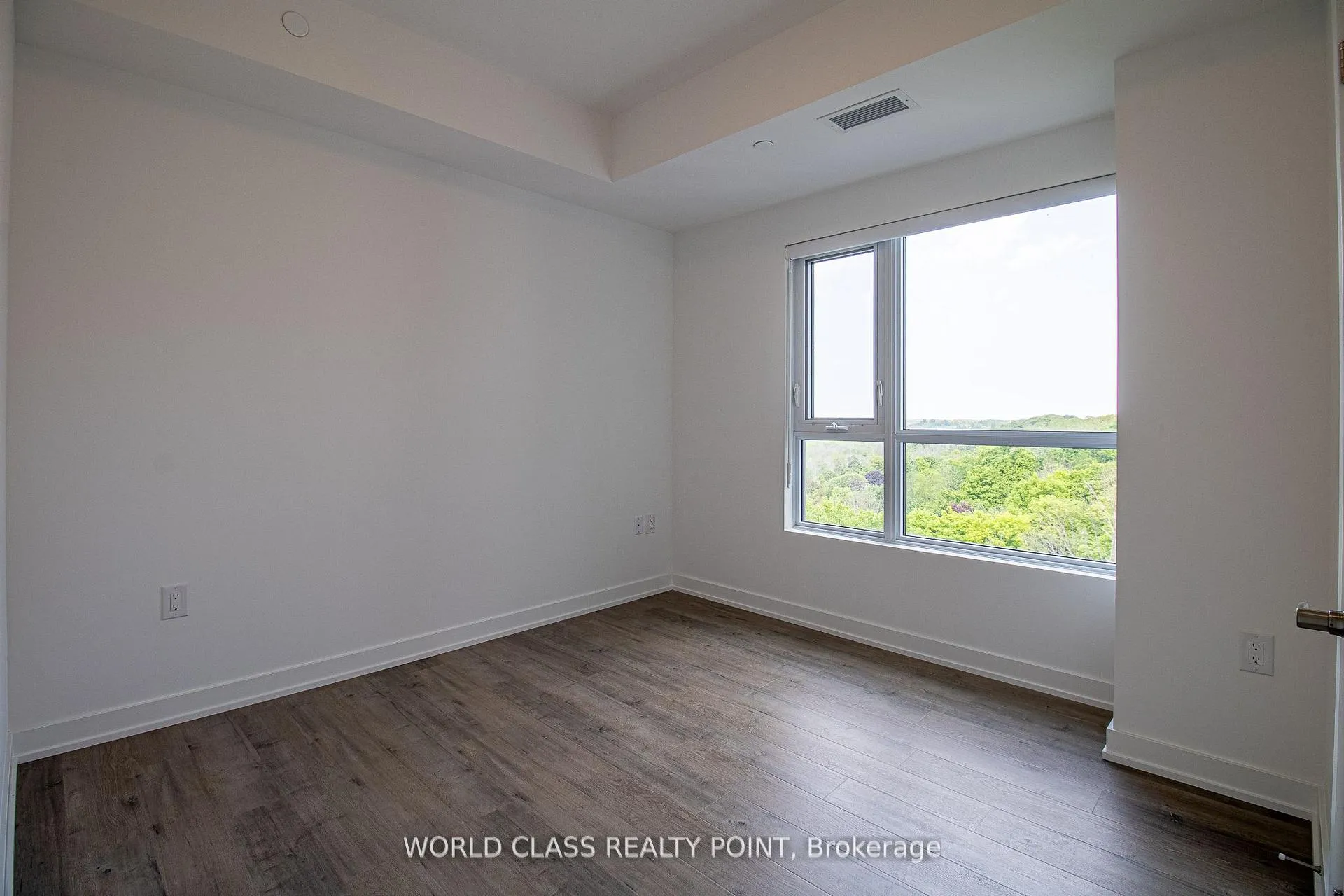 Photo 14 of Unit 1007, 56 Lakeside Terrace, Barrie, Little Lake — HOMEH