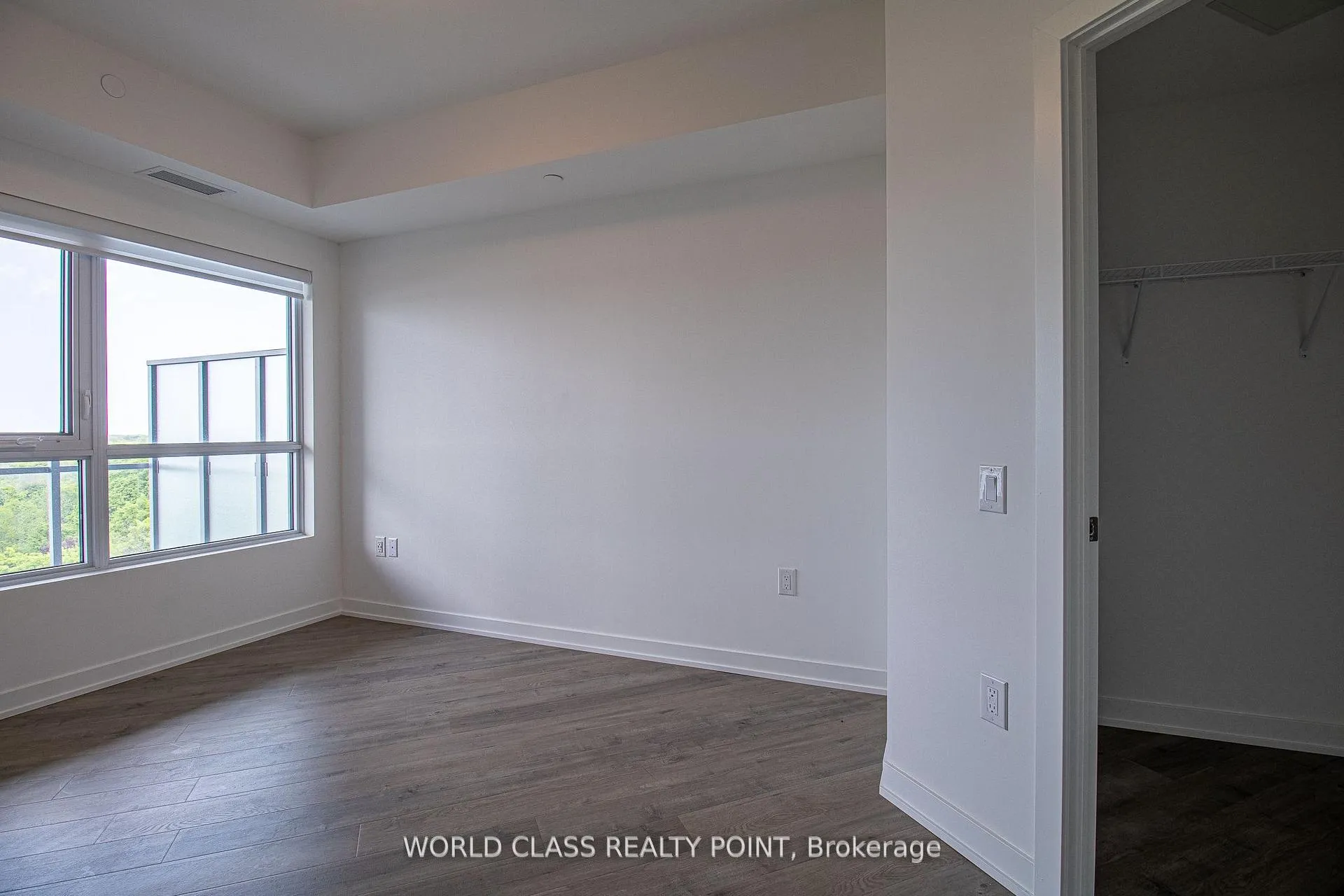 Photo 15 of Unit 1007, 56 Lakeside Terrace, Barrie, Little Lake — HOMEH