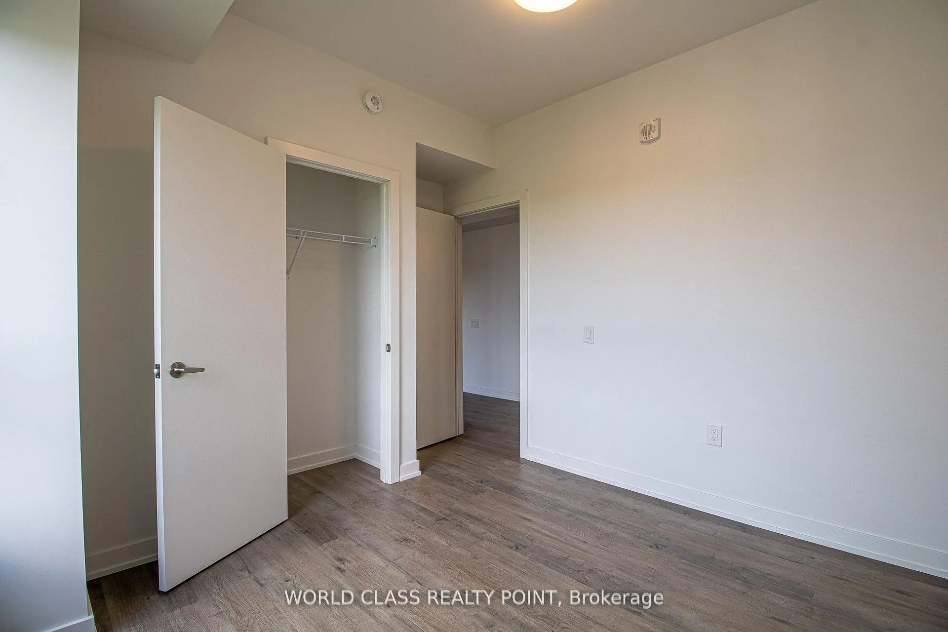 Photo 17 of Unit 1007, 56 Lakeside Terrace, Barrie, Little Lake — HOMEH