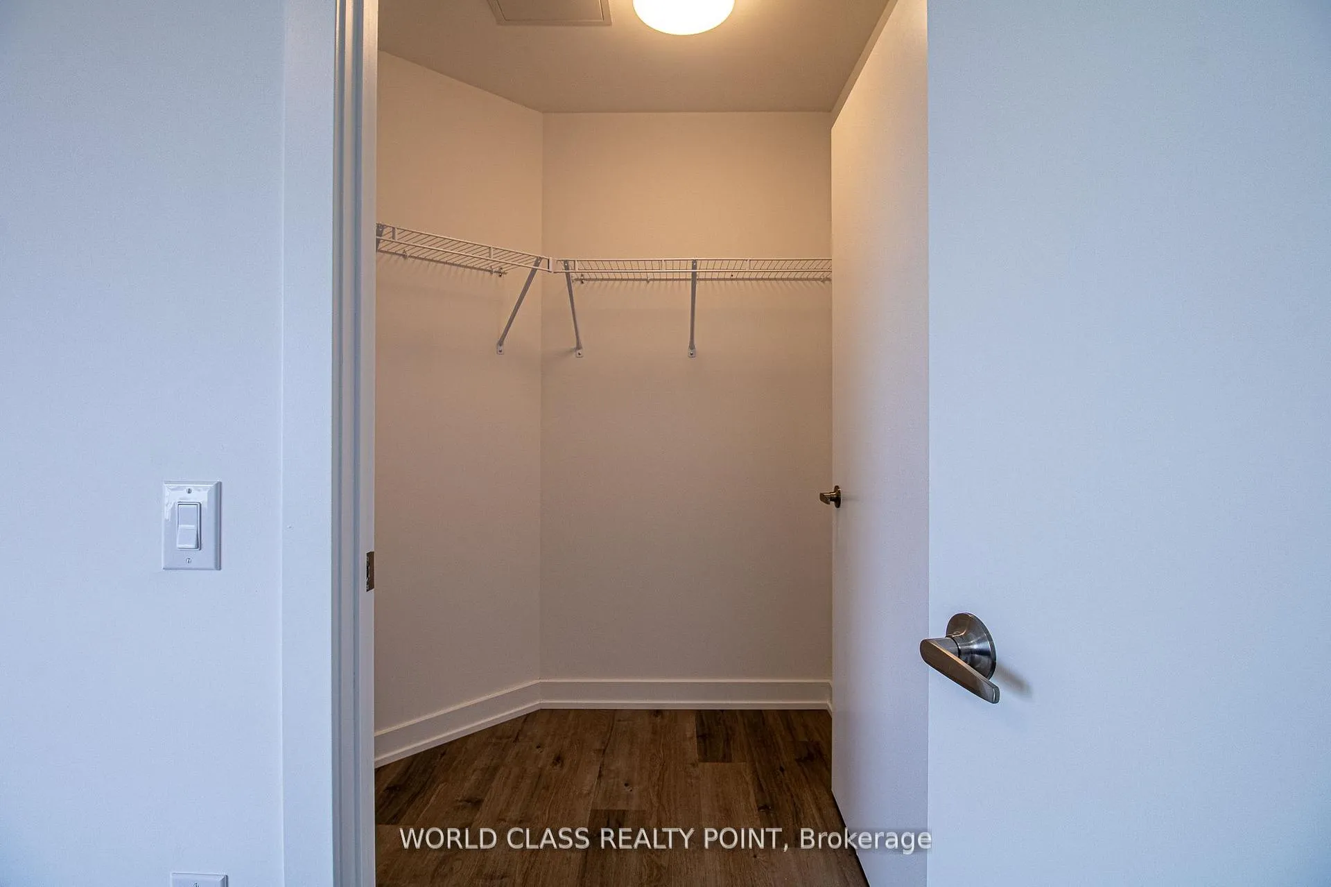 Photo 21 of Unit 1007, 56 Lakeside Terrace, Barrie, Little Lake — HOMEH
