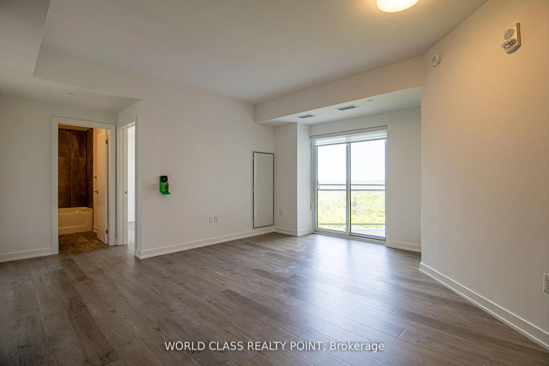 Photo 23 of Unit 1007, 56 Lakeside Terrace, Barrie, Little Lake — HOMEH