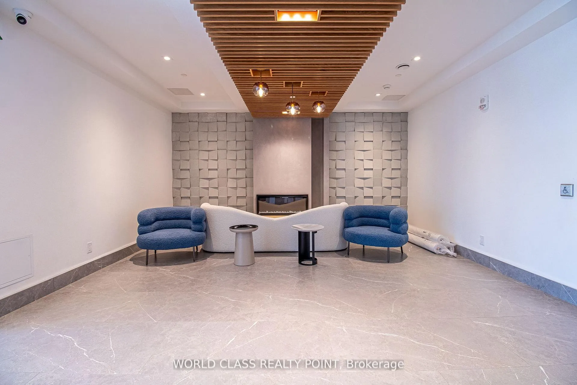 Photo 31 of Unit 1007, 56 Lakeside Terrace, Barrie, Little Lake — HOMEH