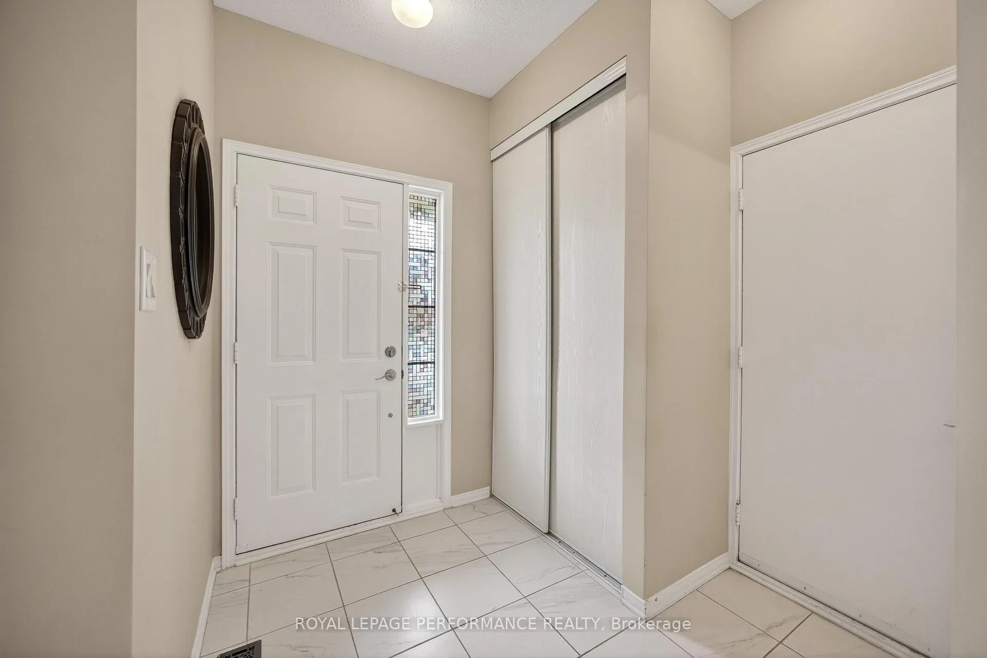 Photo 6 of 2102 Esprit Drive, Ottawa, Avalon East — HOMEH