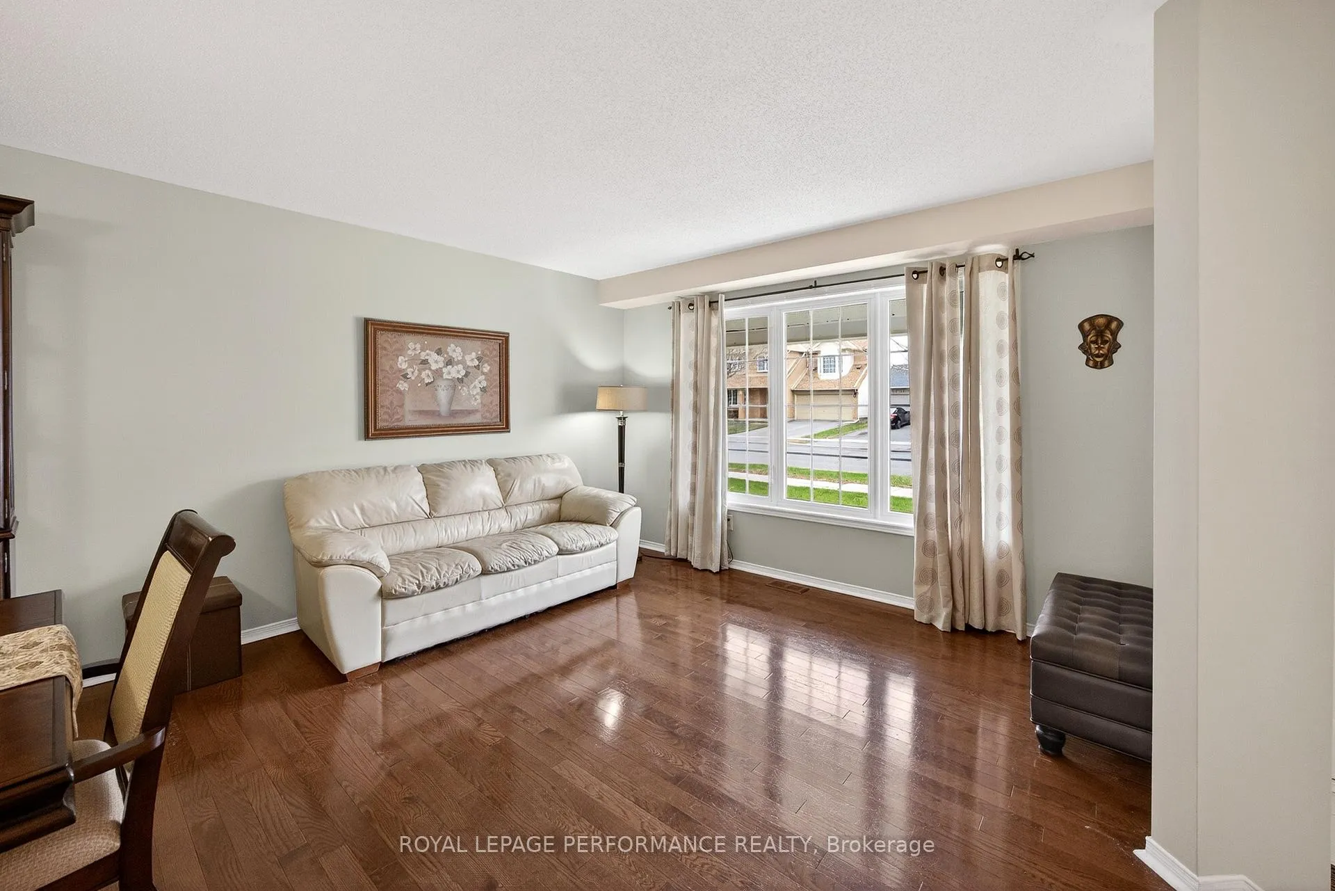 Photo 9 of 2102 Esprit Drive, Ottawa, Avalon East — HOMEH