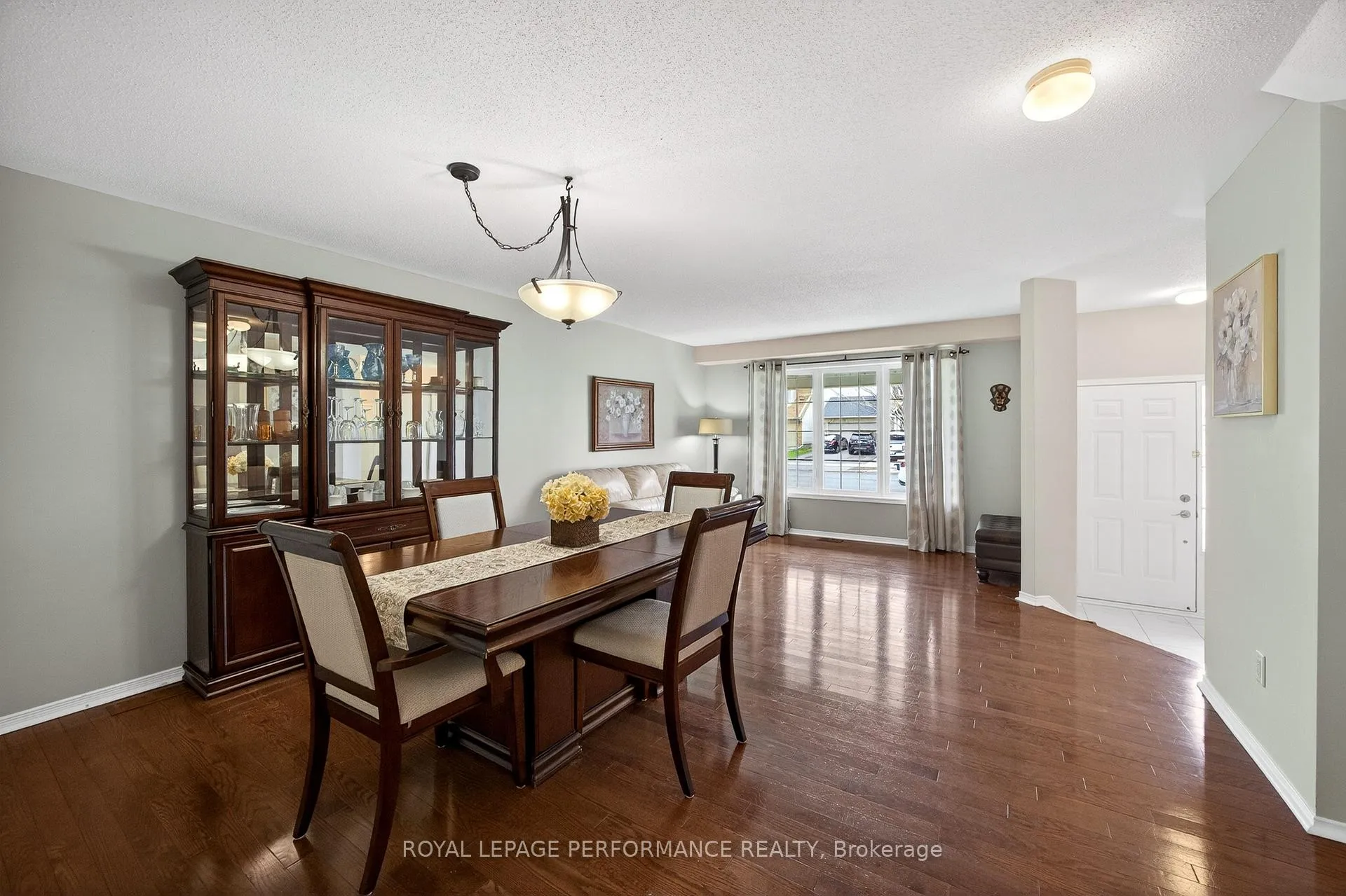 Photo 14 of 2102 Esprit Drive, Ottawa, Avalon East — HOMEH