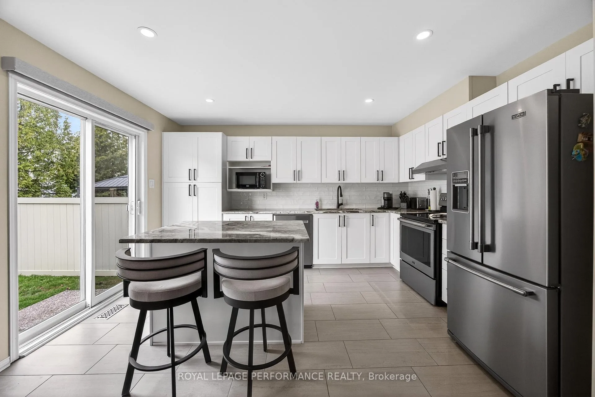 Photo 22 of 2102 Esprit Drive, Ottawa, Avalon East — HOMEH
