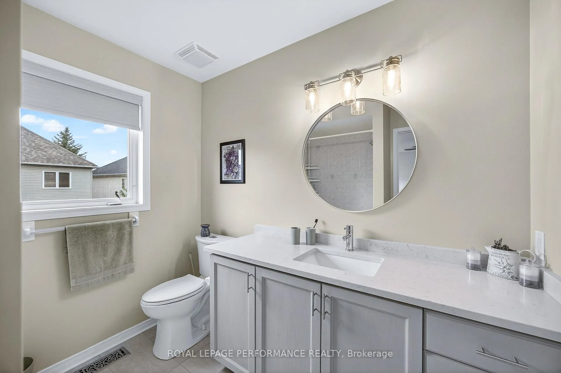 Photo 38 of 2102 Esprit Drive, Ottawa, Avalon East — HOMEH