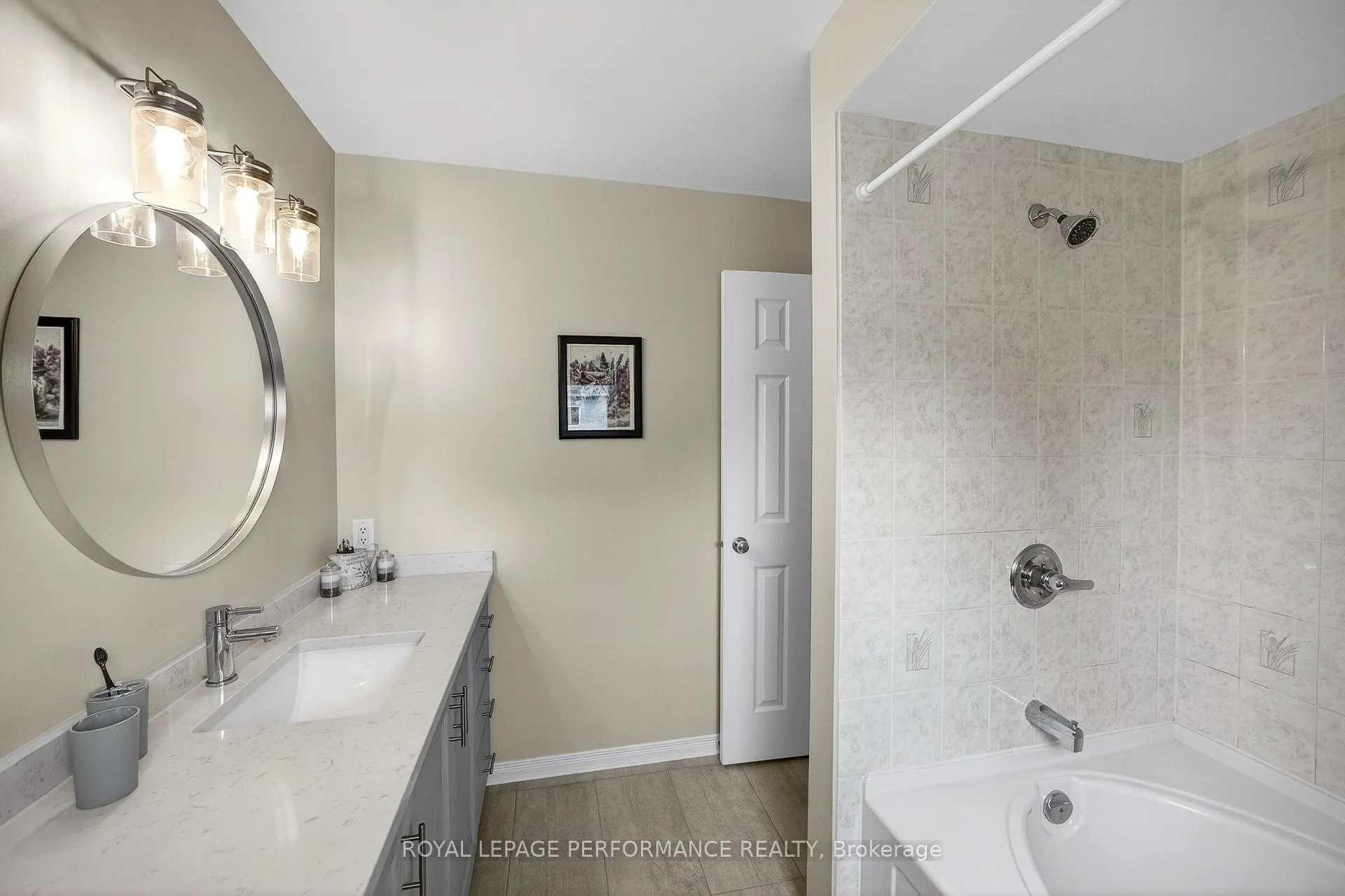 Photo 39 of 2102 Esprit Drive, Ottawa, Avalon East — HOMEH