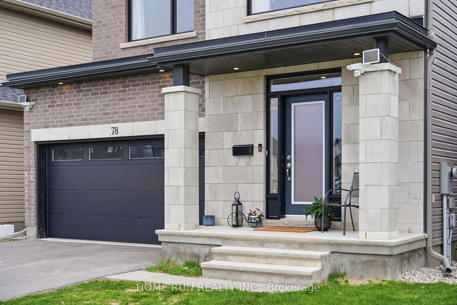 Photo 2 of 78 Big Dipper Street, Ottawa, Riverside South/Gloucester Glen — HOMEH