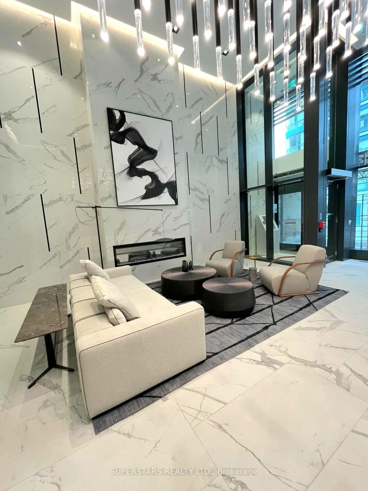 Photo 2 of Unit 2109, 82 Dalhousie Street, Toronto, Church-Yonge Corridor — HOMEH