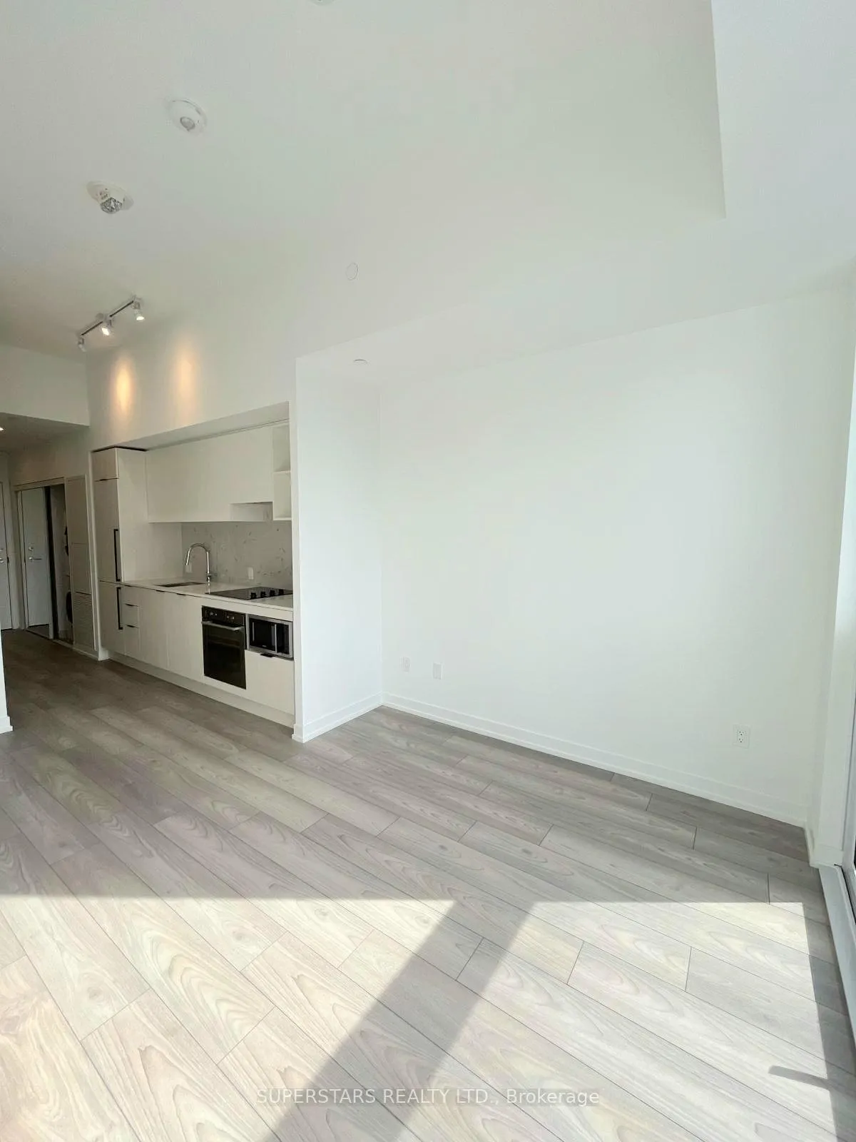 Photo 10 of Unit 2109, 82 Dalhousie Street, Toronto, Church-Yonge Corridor — HOMEH
