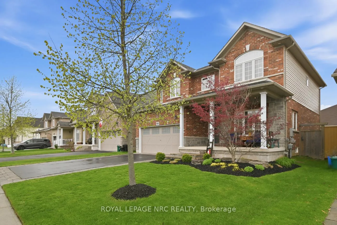 Photo 3 of 9105 White Oak Avenue, Niagara Falls, Lyons Creek — HOMEH