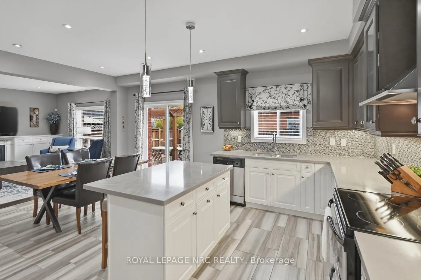 Photo 33 of 9105 White Oak Avenue, Niagara Falls, Lyons Creek — HOMEH