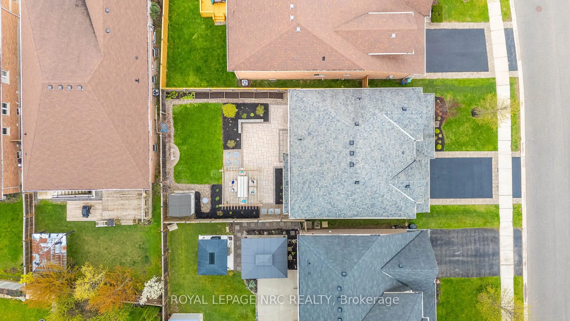 Photo 46 of 9105 White Oak Avenue, Niagara Falls, Lyons Creek — HOMEH