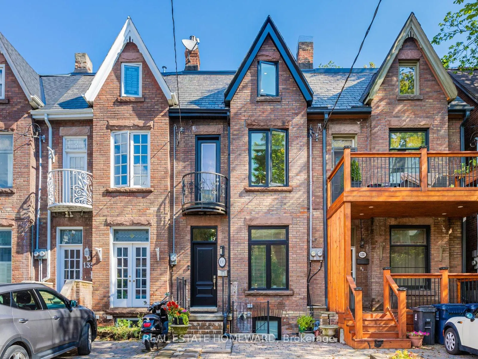 Photo of 133 Cowan Avenue