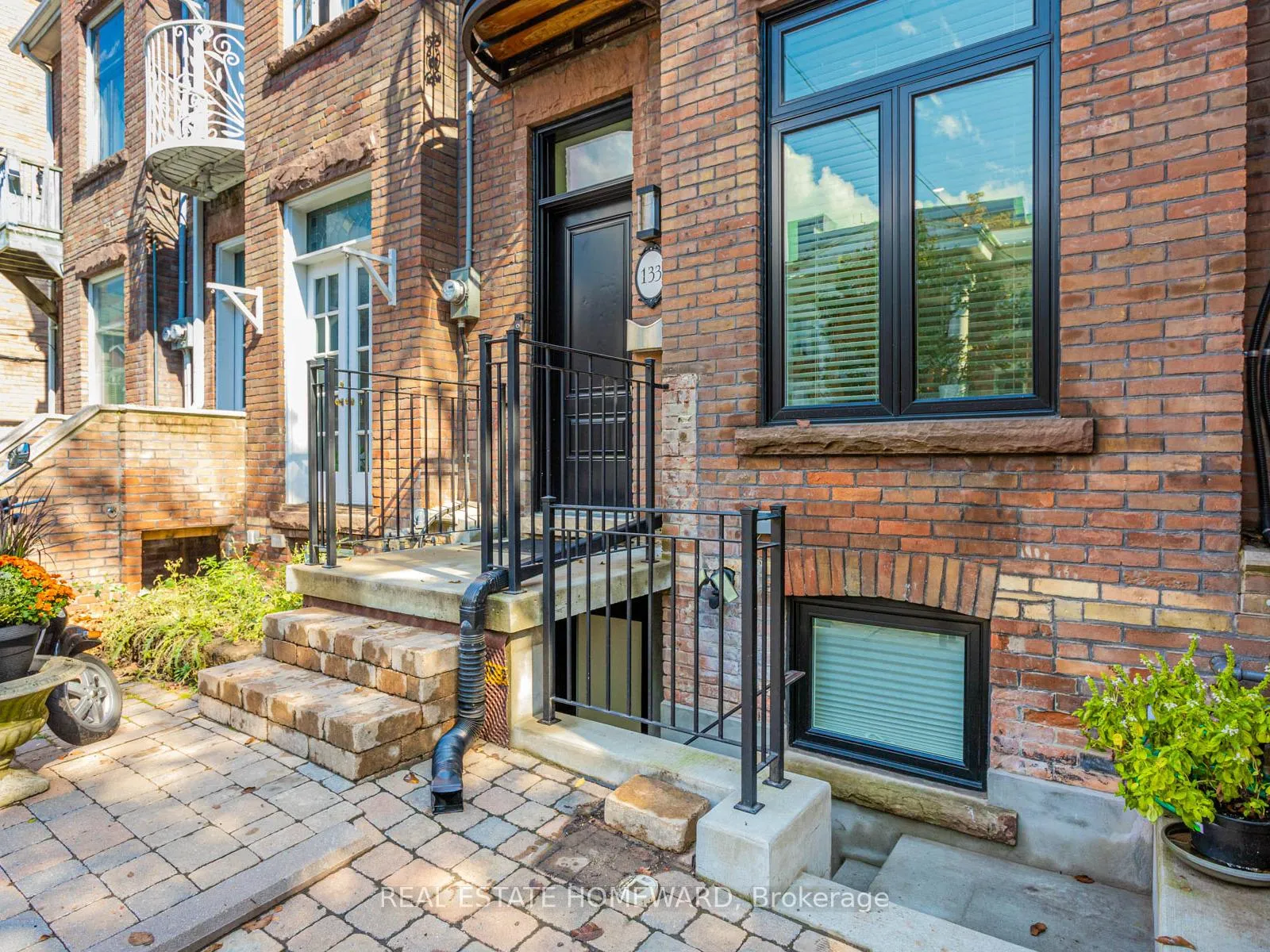 Photo 3 of 133 Cowan Avenue, Toronto, South Parkdale — HOMEH