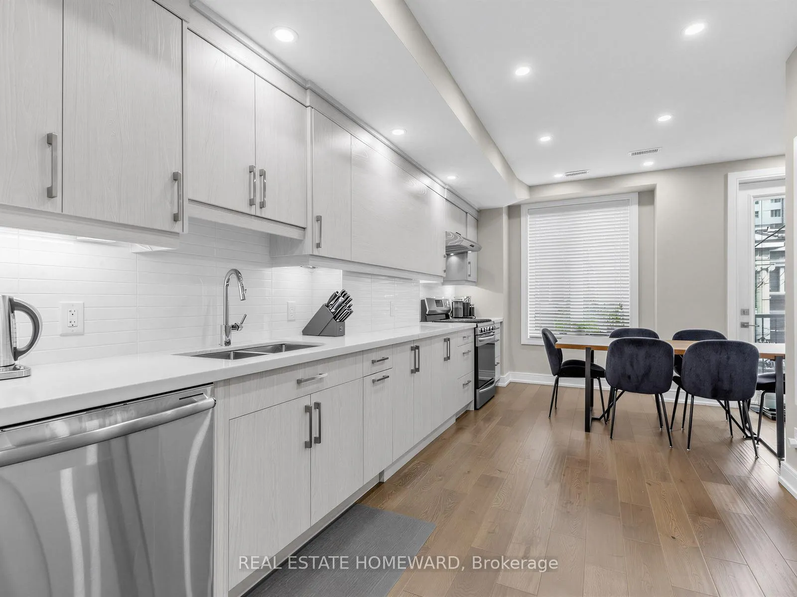 Photo 5 of 133 Cowan Avenue, Toronto, South Parkdale — HOMEH
