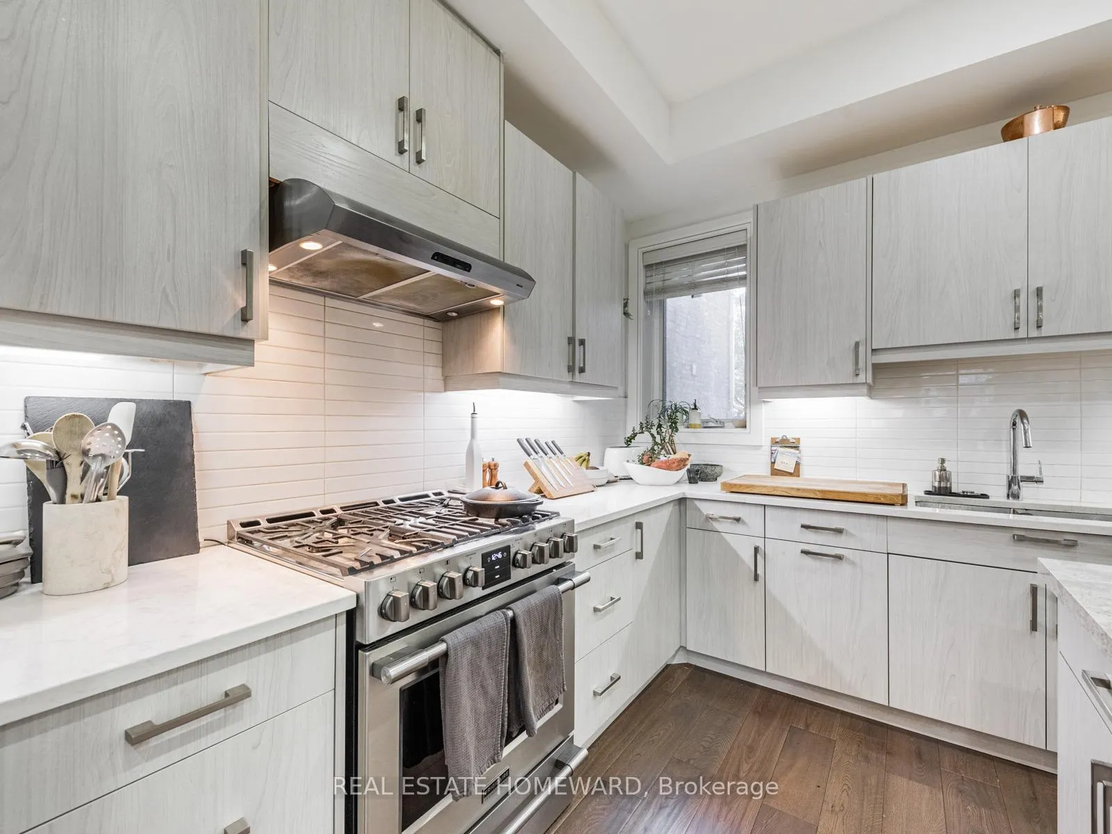 Photo 41 of 133 Cowan Avenue, Toronto, South Parkdale — HOMEH