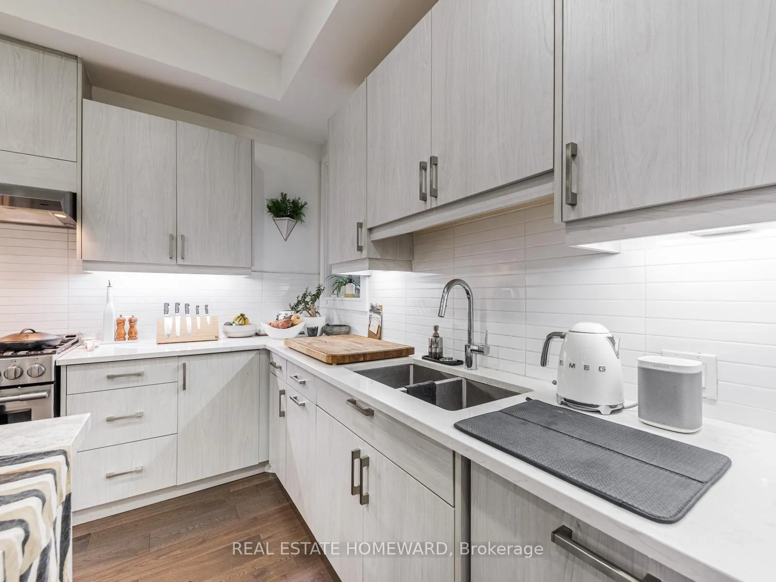 Photo 42 of 133 Cowan Avenue, Toronto, South Parkdale — HOMEH