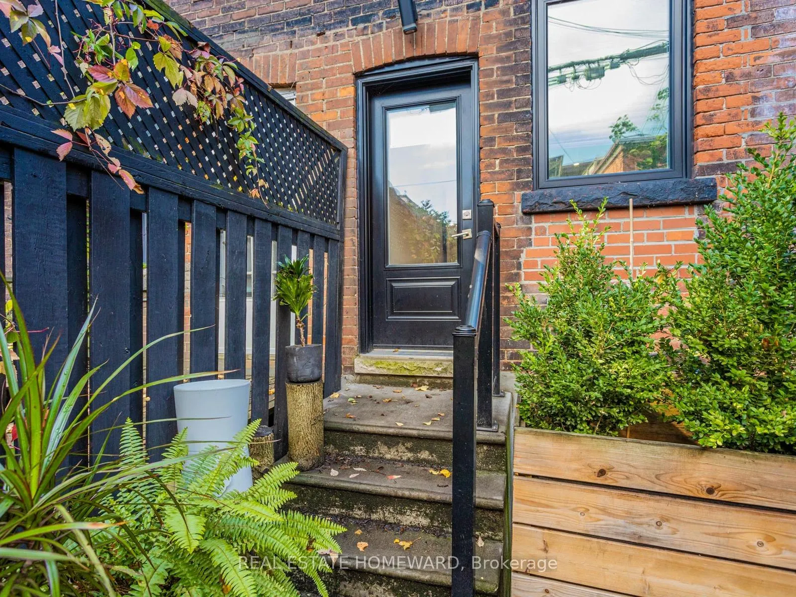 Photo 46 of 133 Cowan Avenue, Toronto, South Parkdale — HOMEH