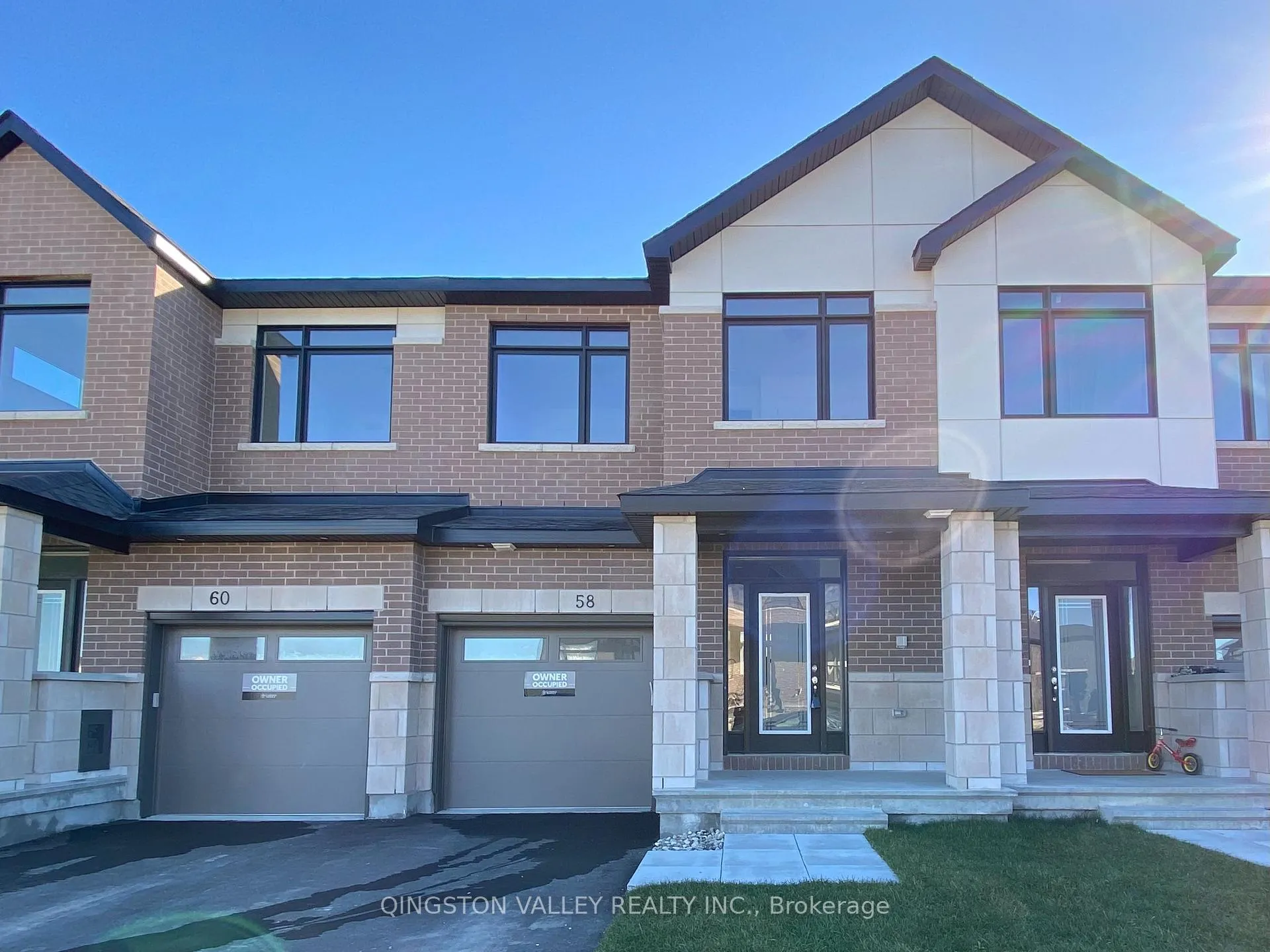 Photo 1 of 58 Overberg Way, Ottawa, Kanata - Emerald Meadows/Trailwest — HOMEH