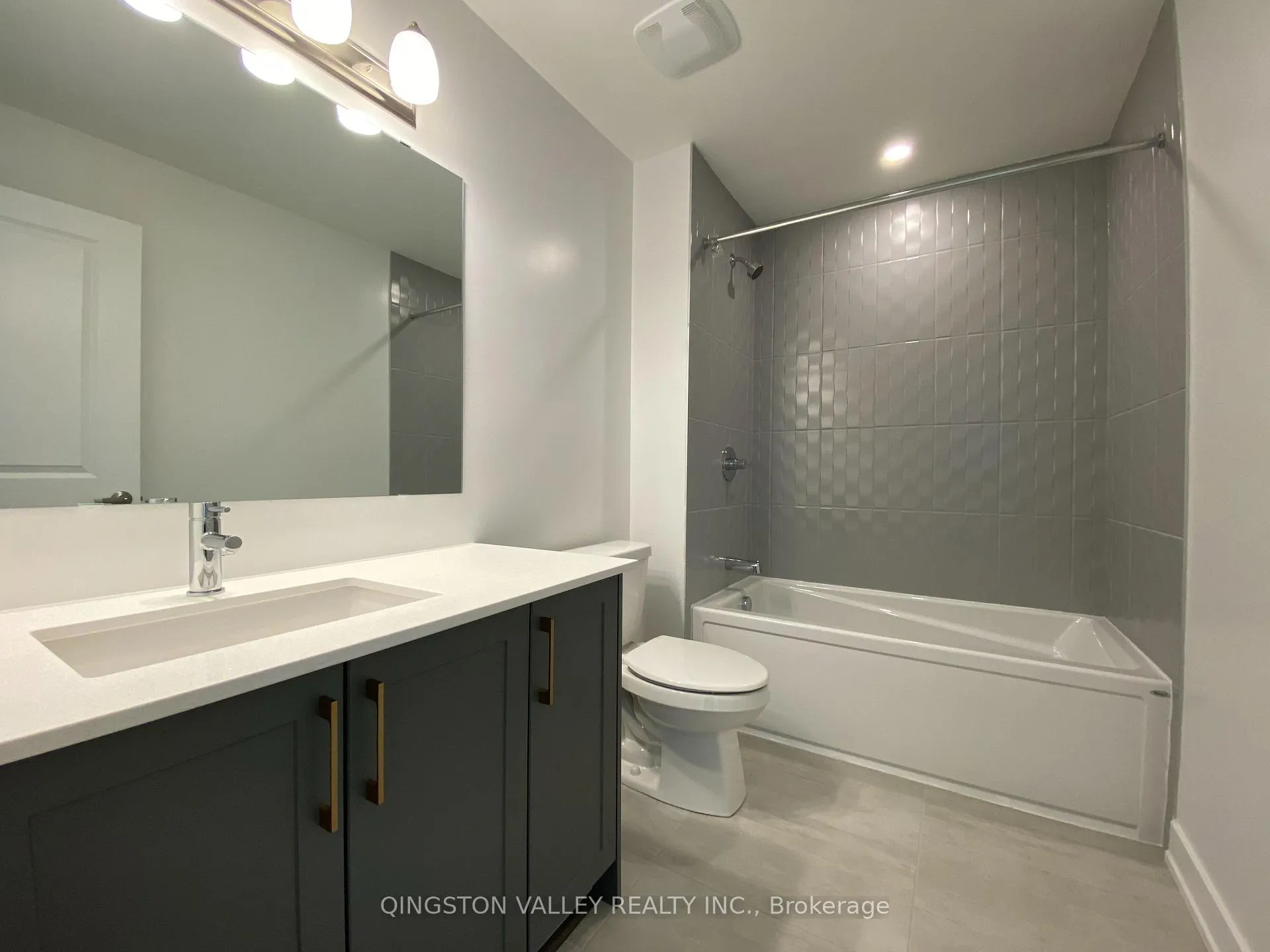 Photo 18 of 58 Overberg Way, Ottawa, Kanata - Emerald Meadows/Trailwest — HOMEH