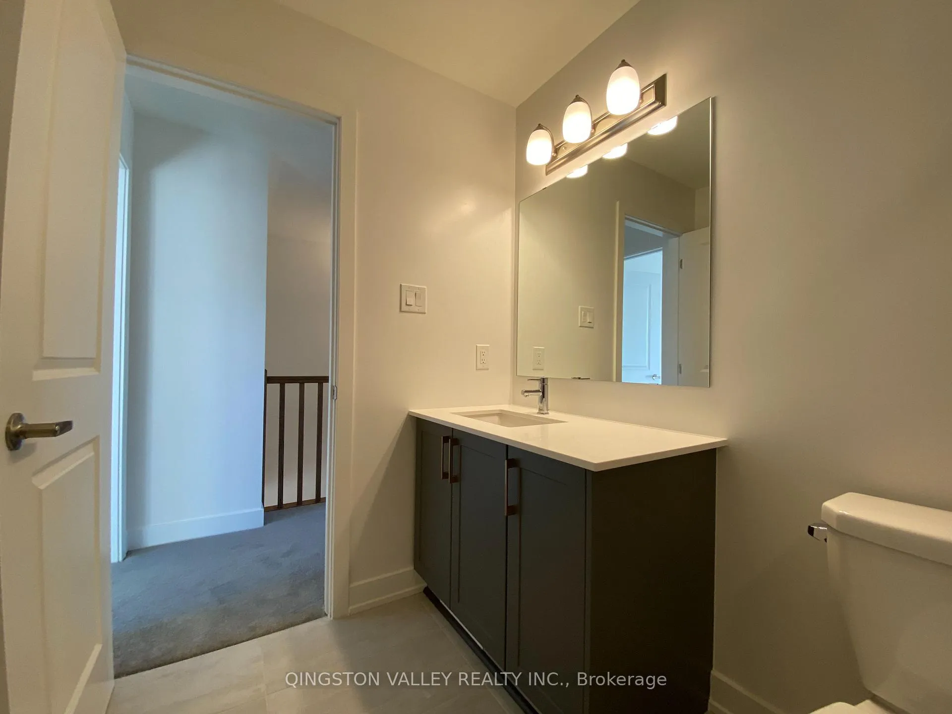 Photo 19 of 58 Overberg Way, Ottawa, Kanata - Emerald Meadows/Trailwest — HOMEH