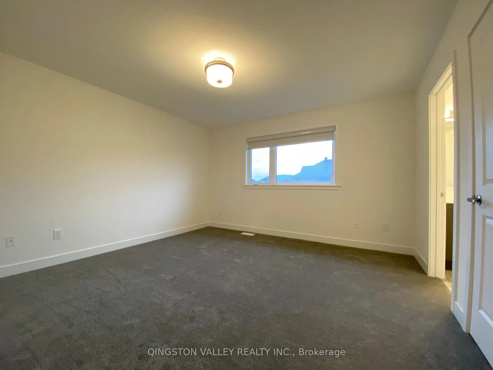 Photo 22 of 58 Overberg Way, Ottawa, Kanata - Emerald Meadows/Trailwest — HOMEH