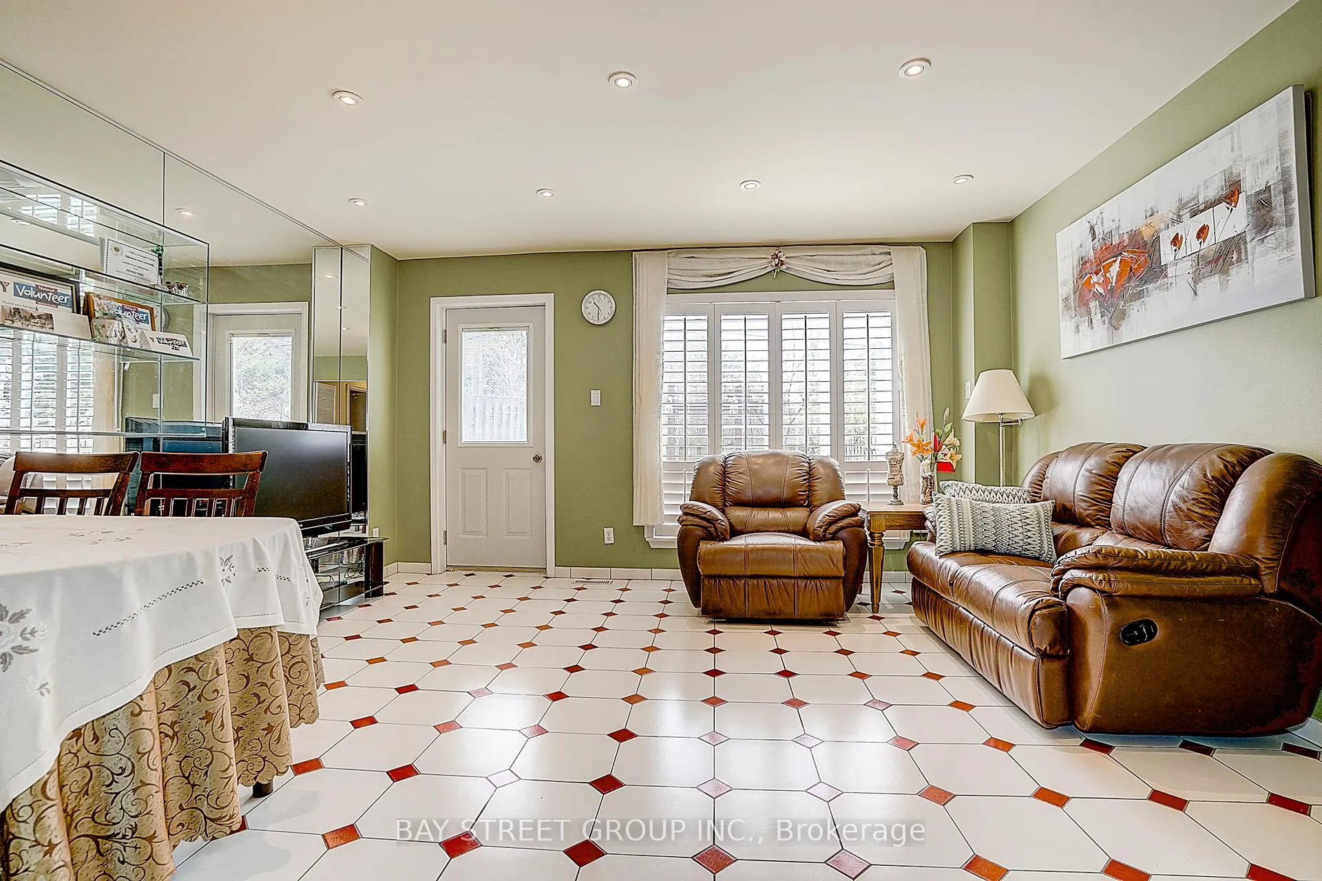 Photo 11 of Unit 10, 91 Rameau Drive, North York, Hillcrest Village — HOMEH