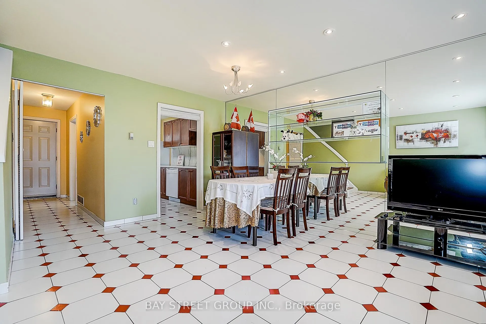 Photo 14 of Unit 10, 91 Rameau Drive, North York, Hillcrest Village — HOMEH