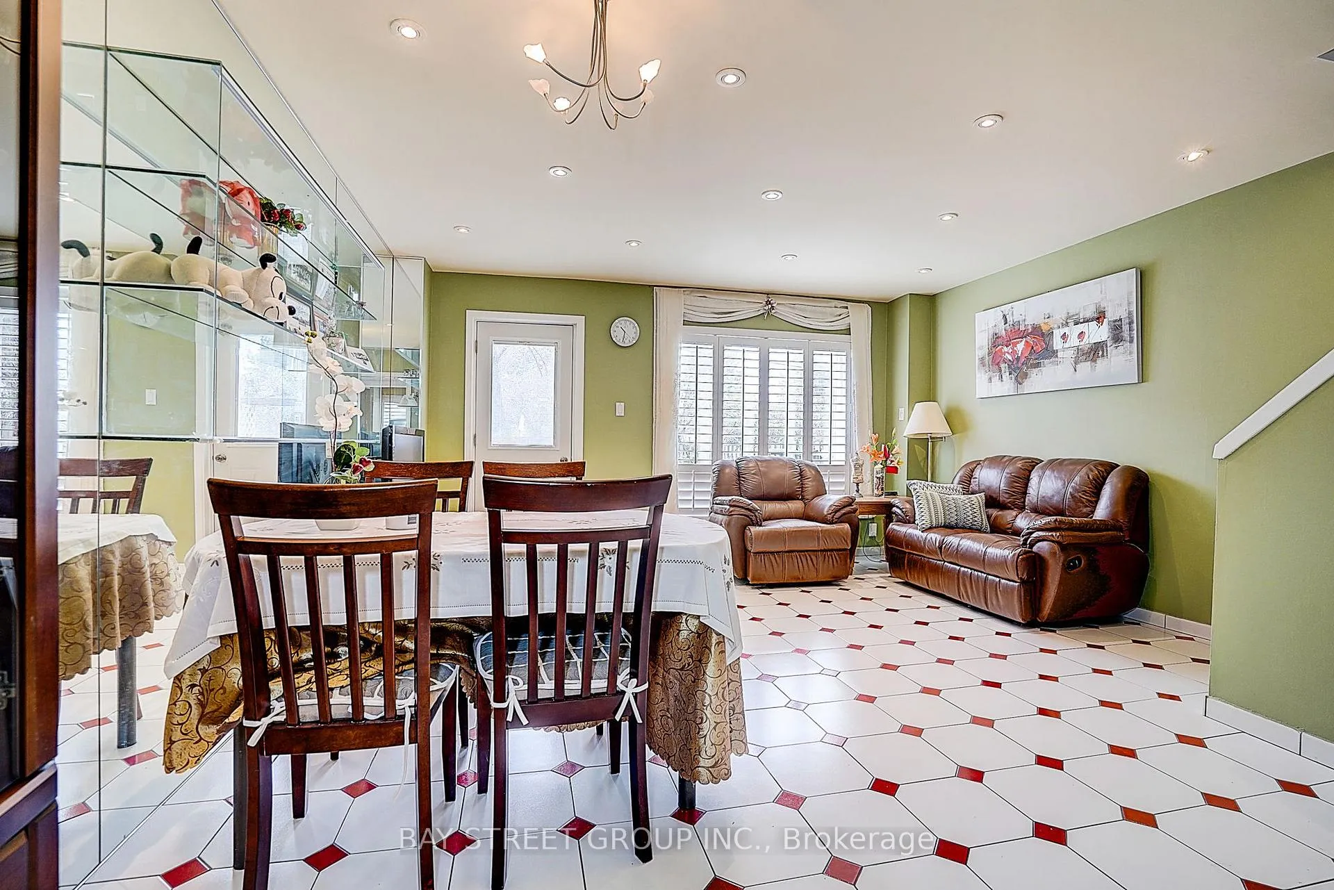 Photo 15 of Unit 10, 91 Rameau Drive, North York, Hillcrest Village — HOMEH