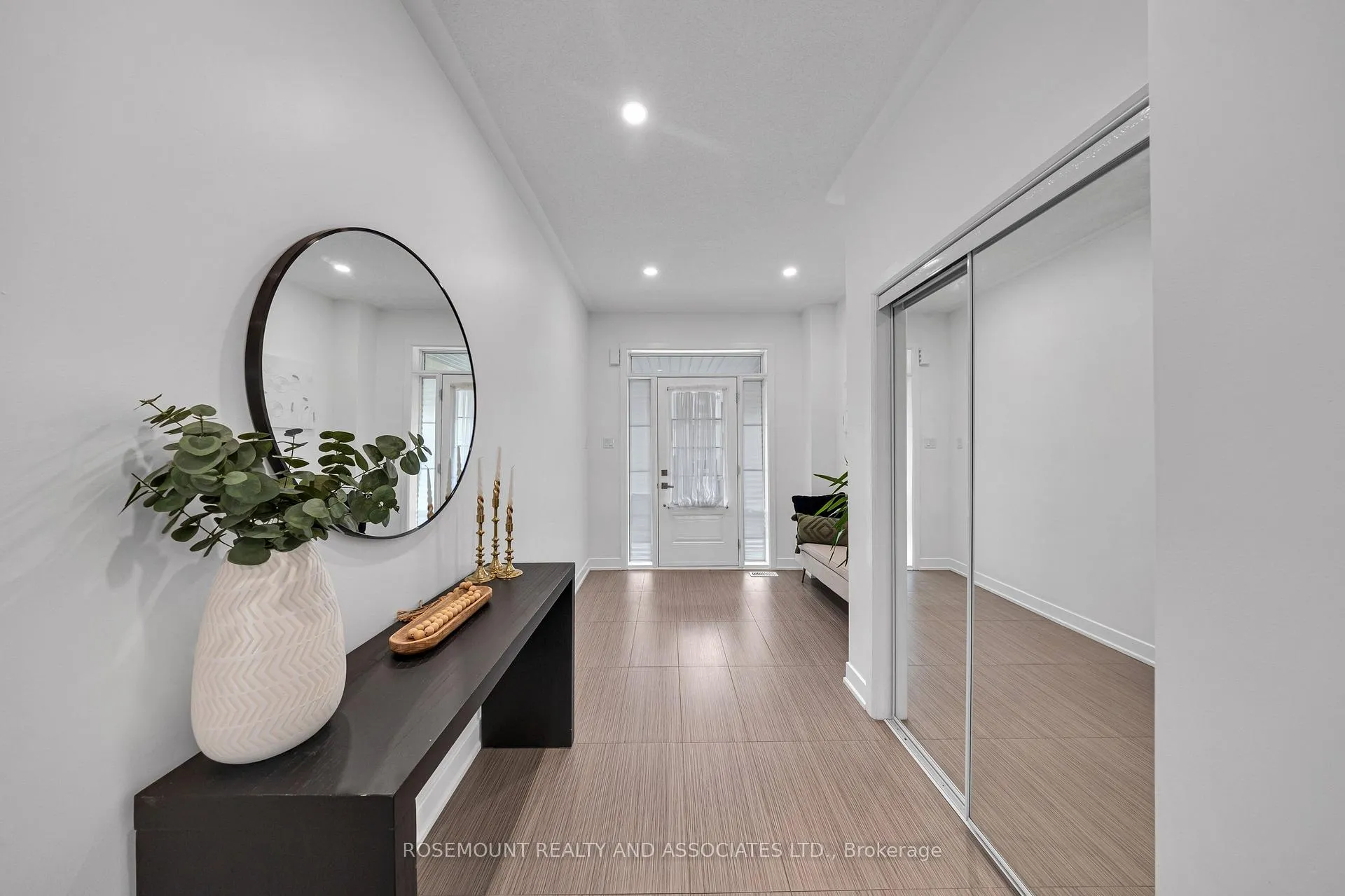 Photo 4 of 98 Donald Fleming Way, Whitby, Pringle Creek — HOMEH