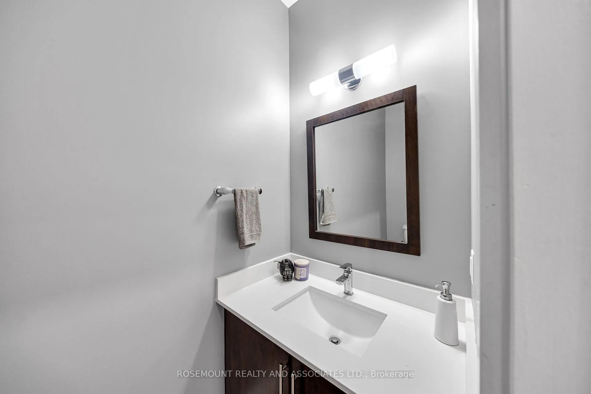 Photo 7 of 98 Donald Fleming Way, Whitby, Pringle Creek — HOMEH