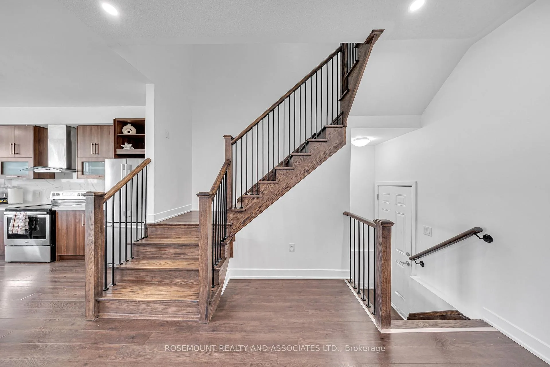 Photo 11 of 98 Donald Fleming Way, Whitby, Pringle Creek — HOMEH