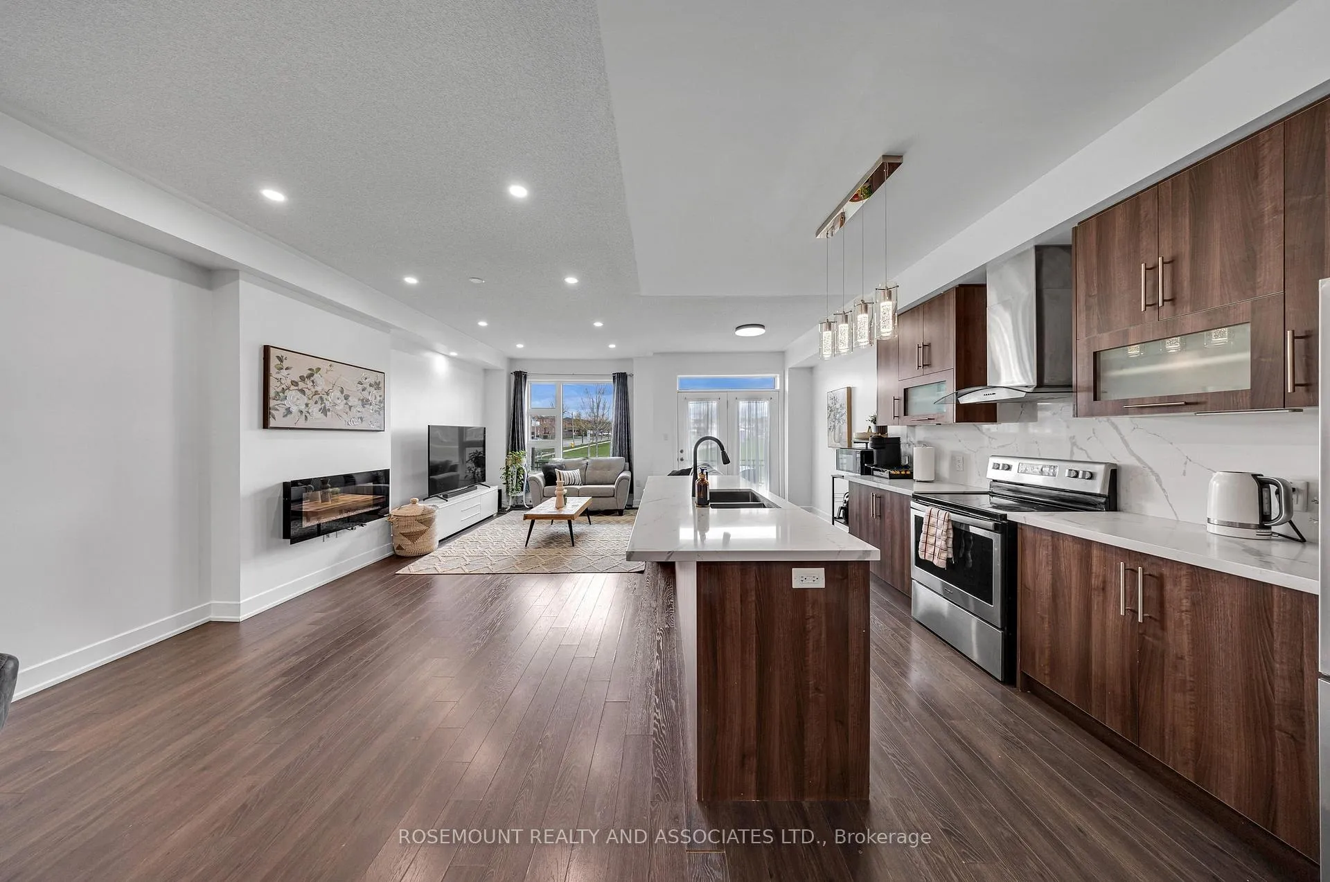 Photo 12 of 98 Donald Fleming Way, Whitby, Pringle Creek — HOMEH