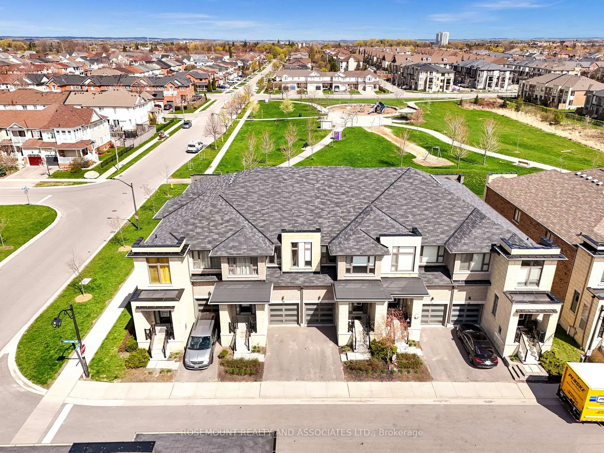 Photo 42 of 98 Donald Fleming Way, Whitby, Pringle Creek — HOMEH