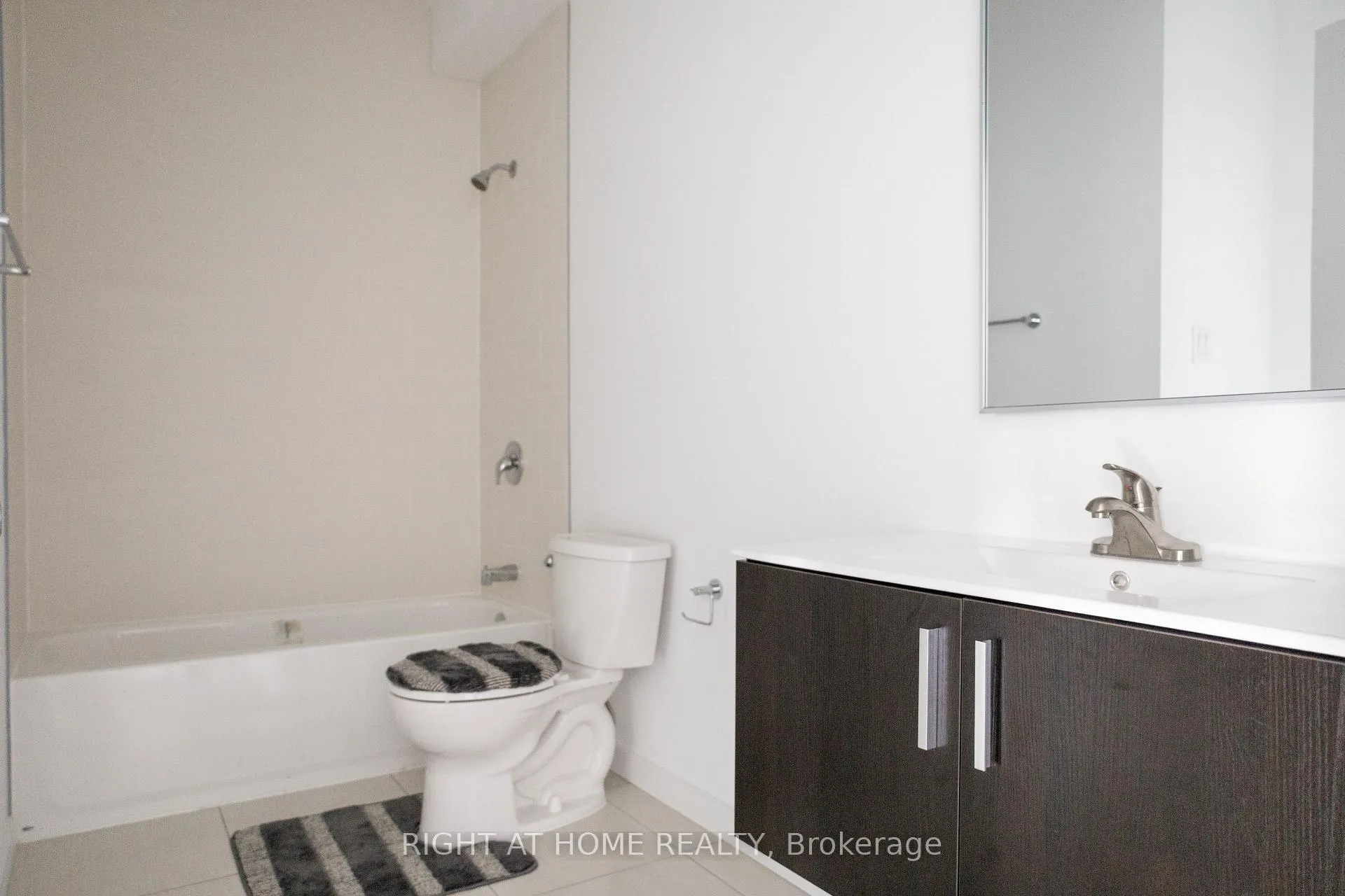 Photo 13 of 396 Chaffey Street, Welland, Lincoln/Crowland — HOMEH
