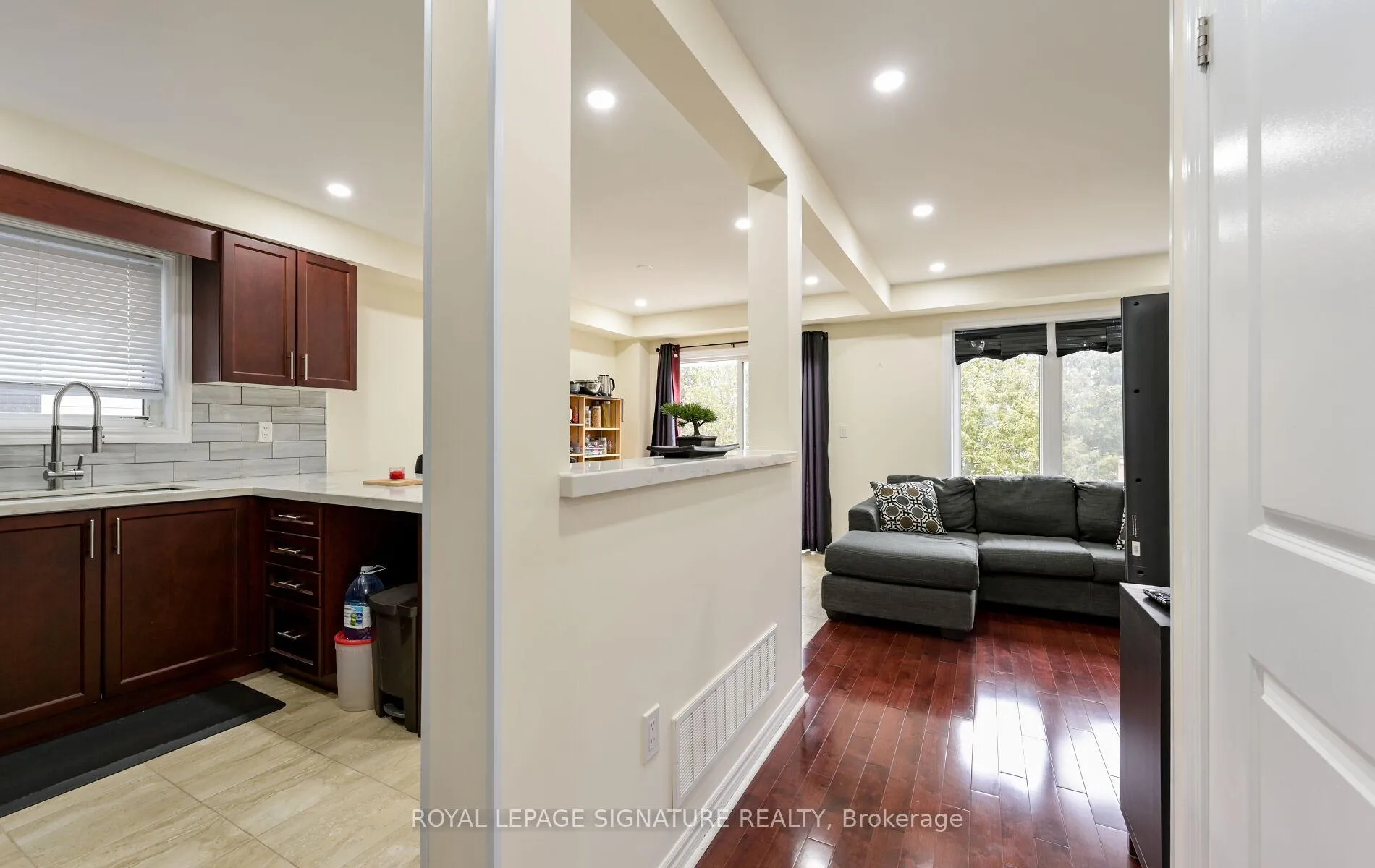 Photo 7 of 87 Todd Crescent, Southgate — HOMEH
