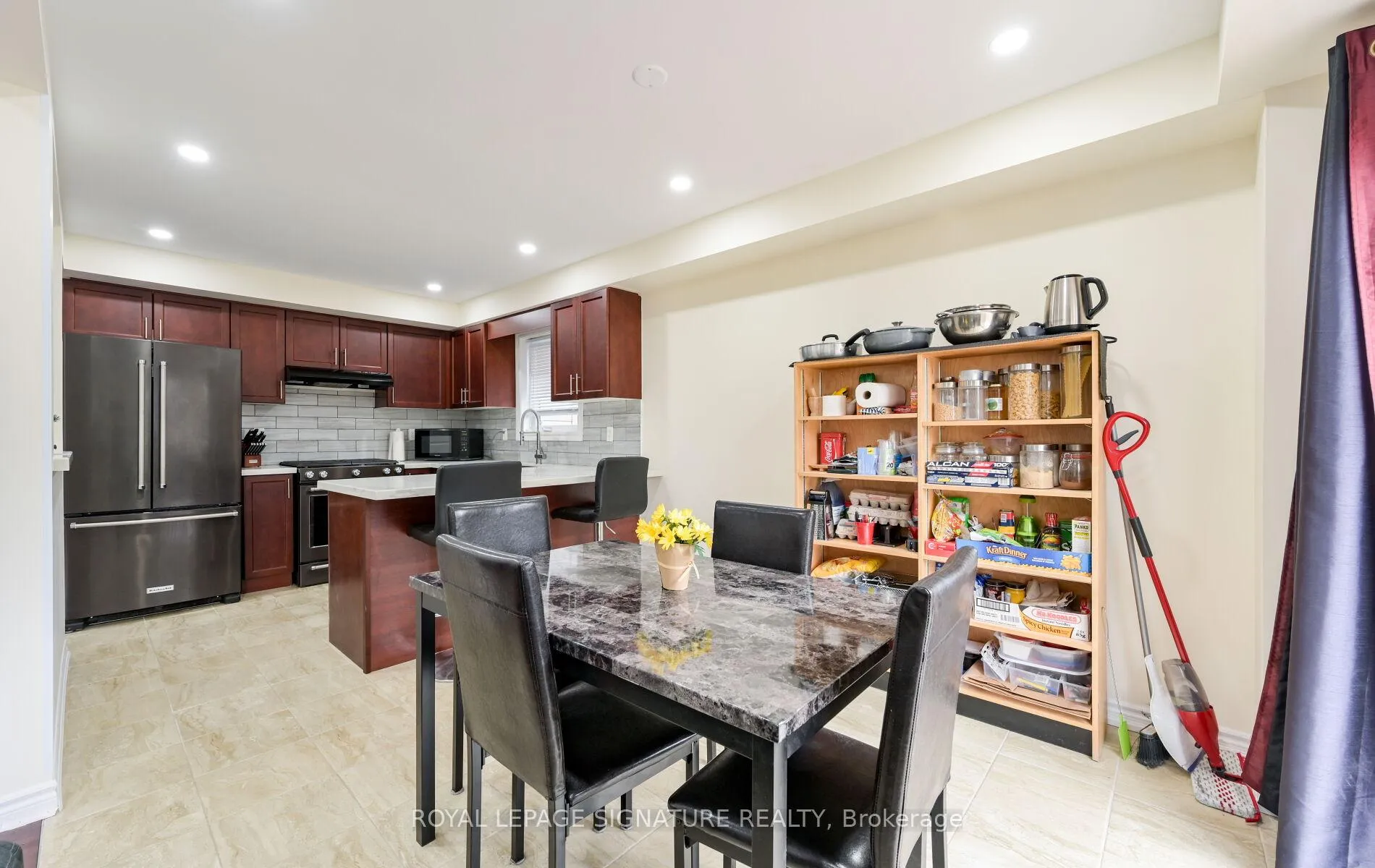 Photo 14 of 87 Todd Crescent, Southgate — HOMEH