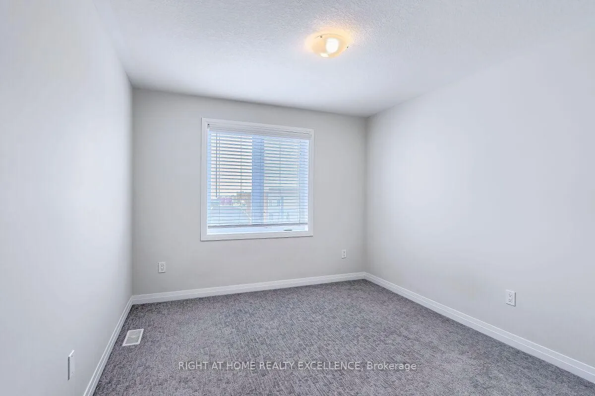 Photo 34 of Unit 7, 124 Seabrook Drive, Kitchener, Huron Park — HOMEH